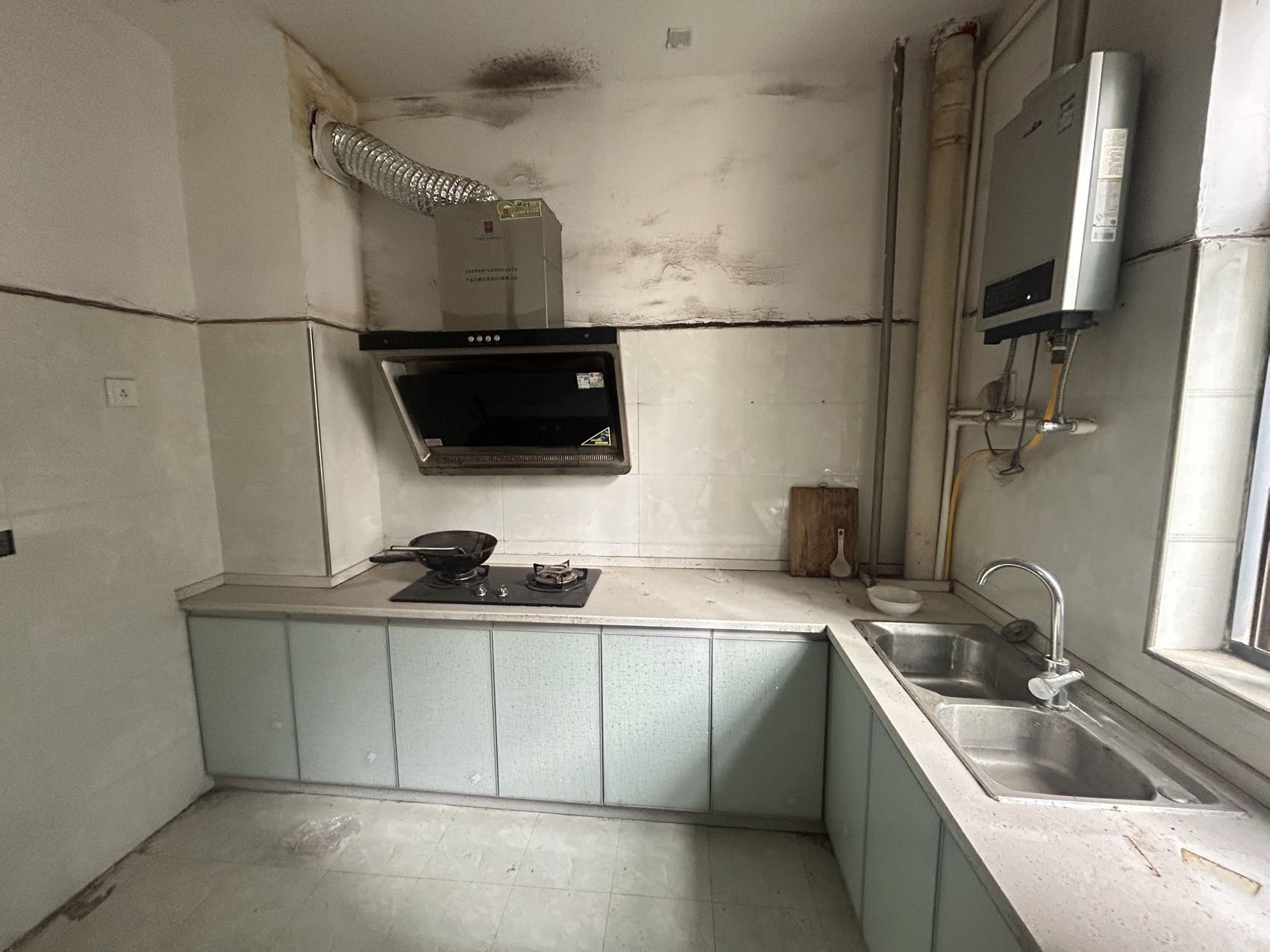 五矿紫湖香醍 4室2厅2卫 2000.0元/月 五矿紫湖香醍 4室2厅2卫 2000.0元/月室内图