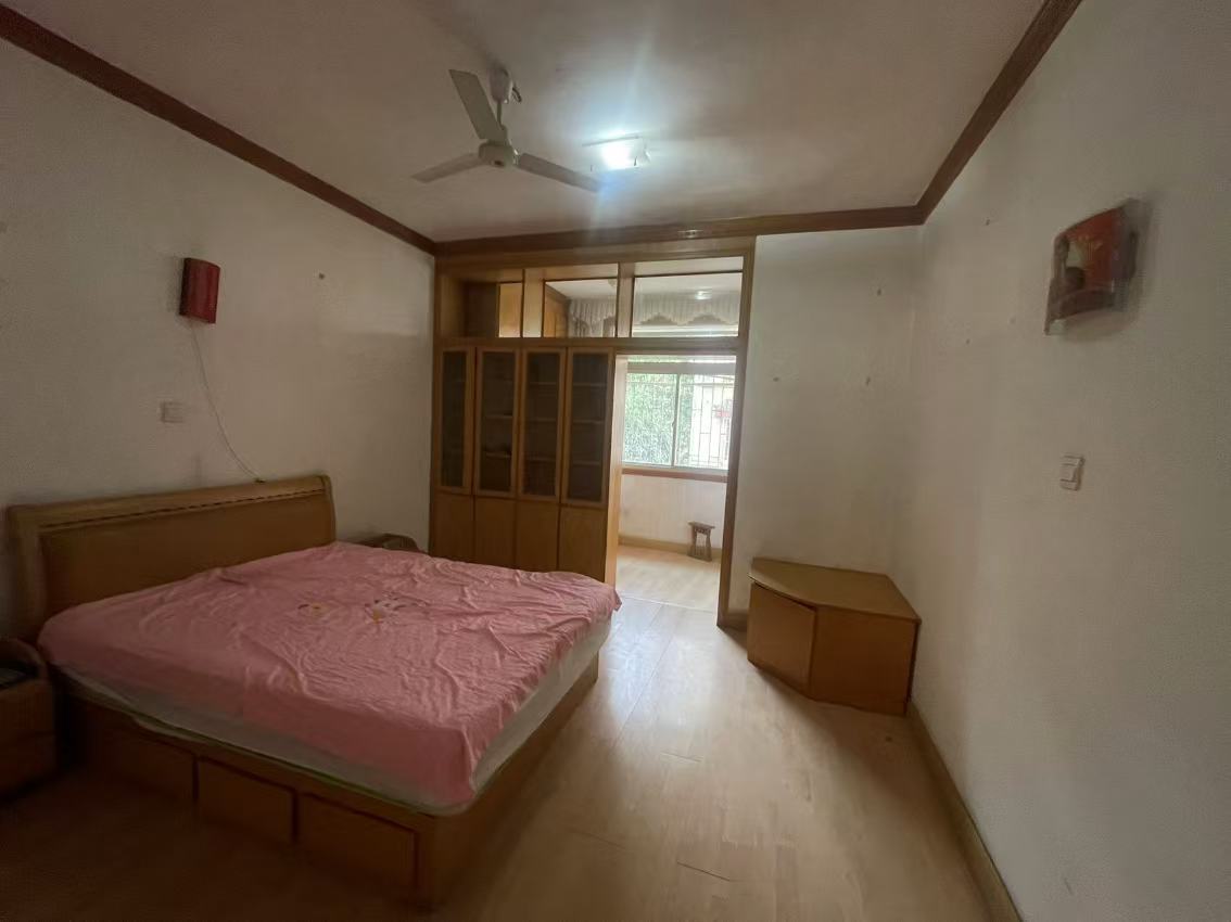 电力局家属楼 3室2厅2卫 62.8万 电力局家属楼 3室2厅2卫 62.8万室内图