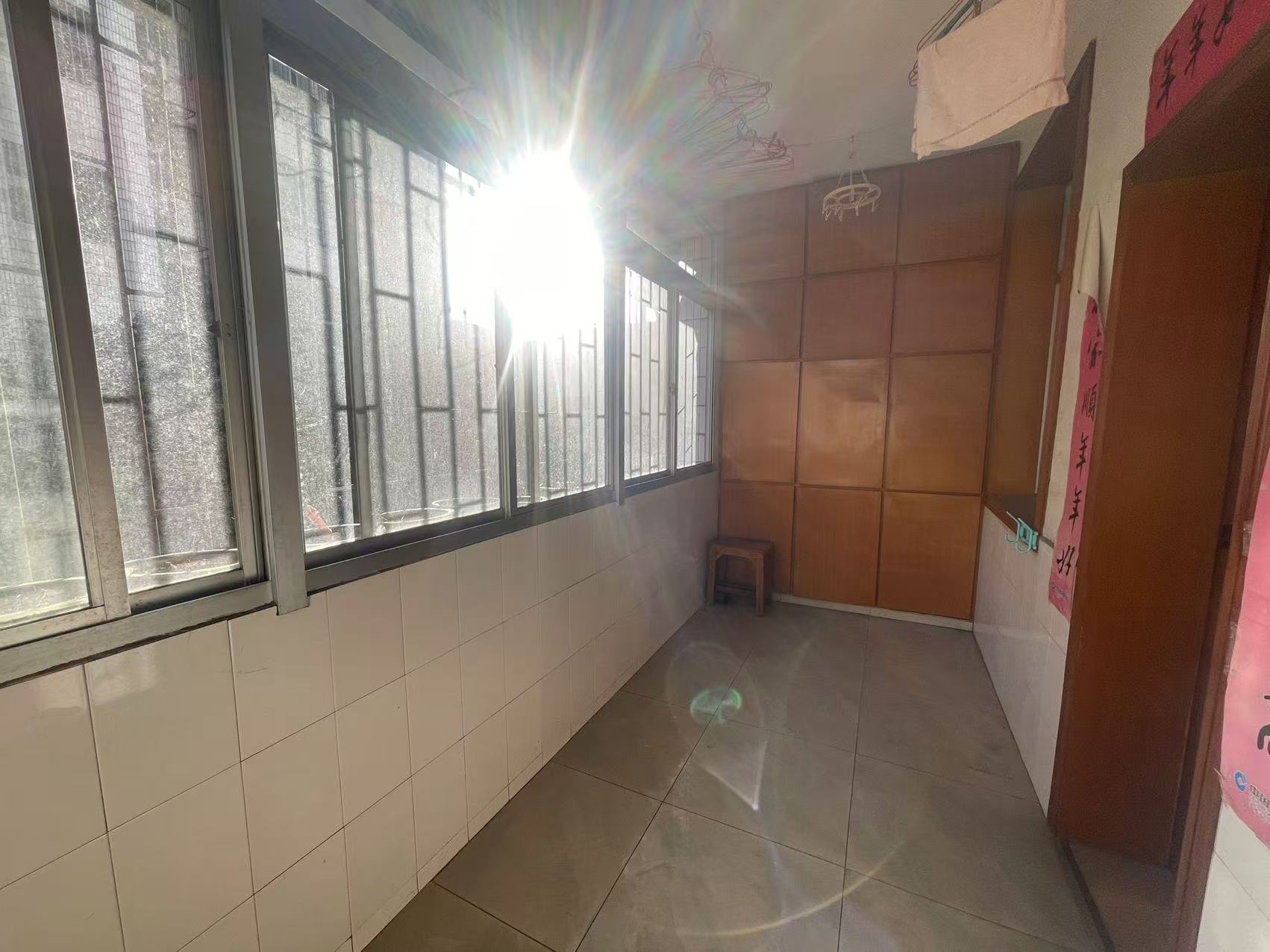 电力局家属楼 3室2厅2卫 62.8万 电力局家属楼 3室2厅2卫 62.8万室内图