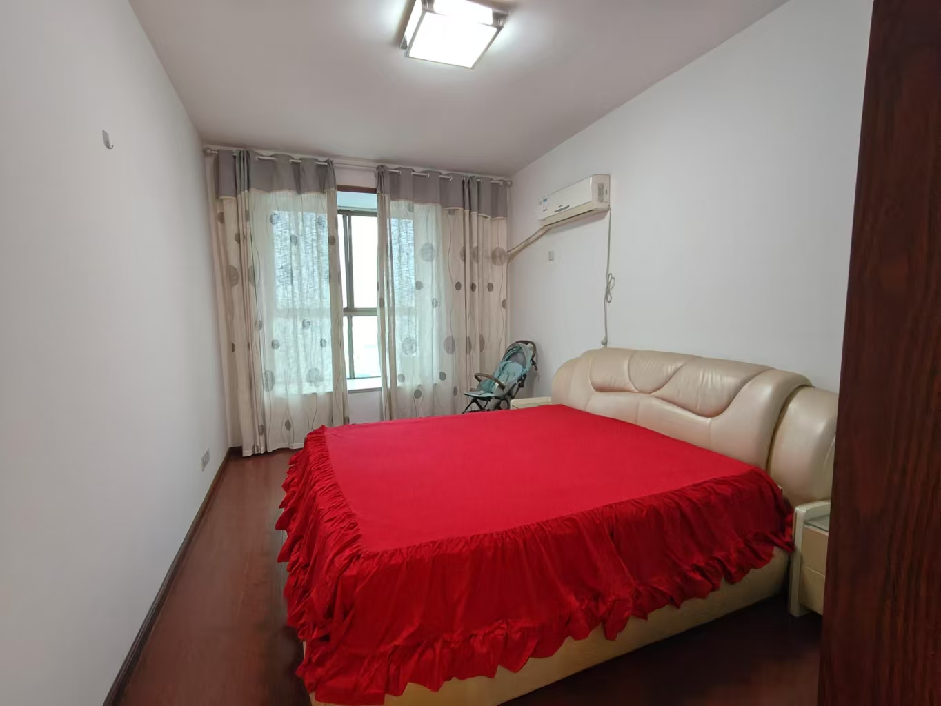 锦吉家园 4室2厅2卫 2000.0元/月 锦吉家园 4室2厅2卫 2000.0元/月室内图