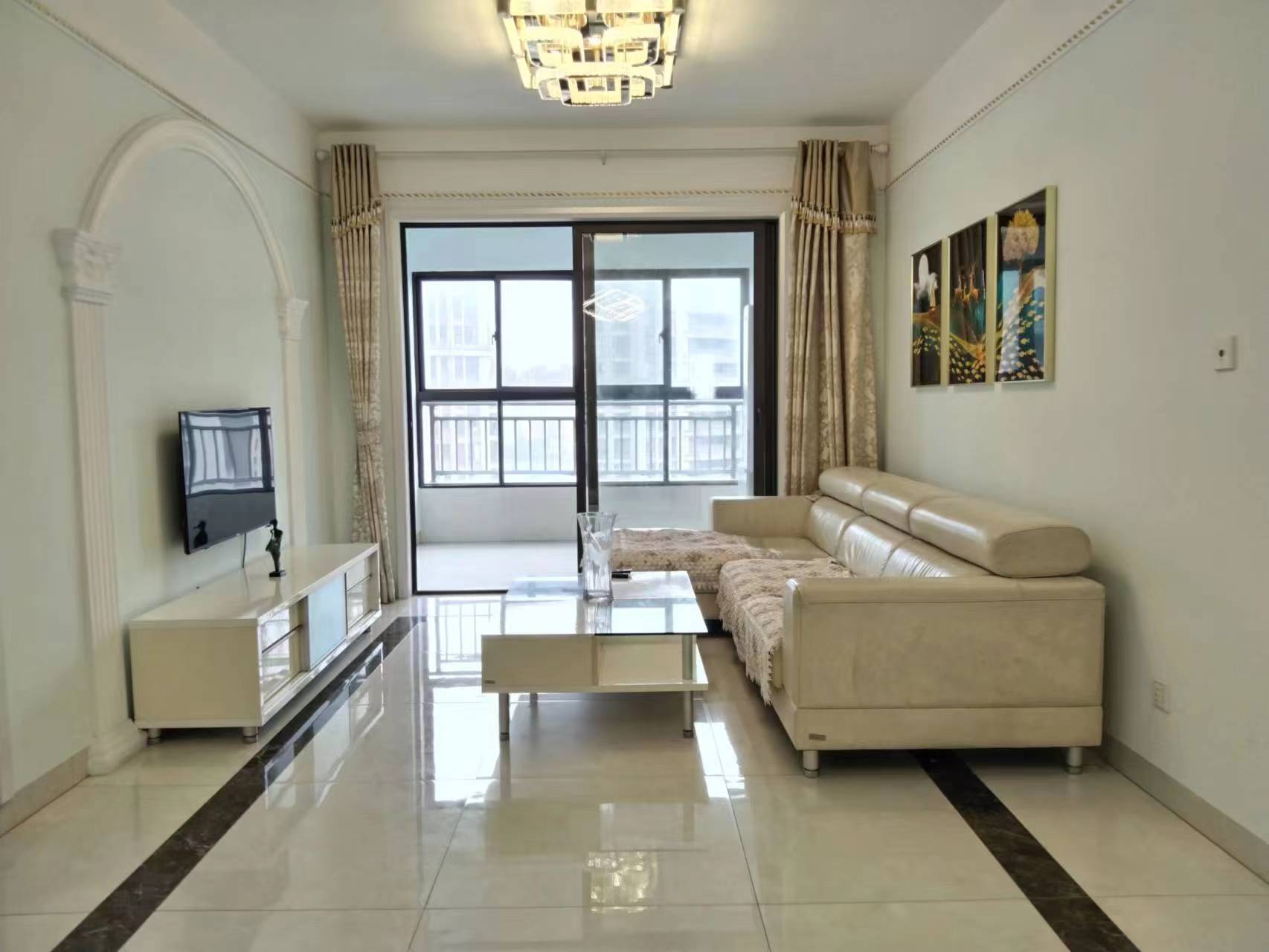 绿地海森林  2室2厅1卫    140.0万 绿地海森林  2室2厅1卫    140.0万室内图