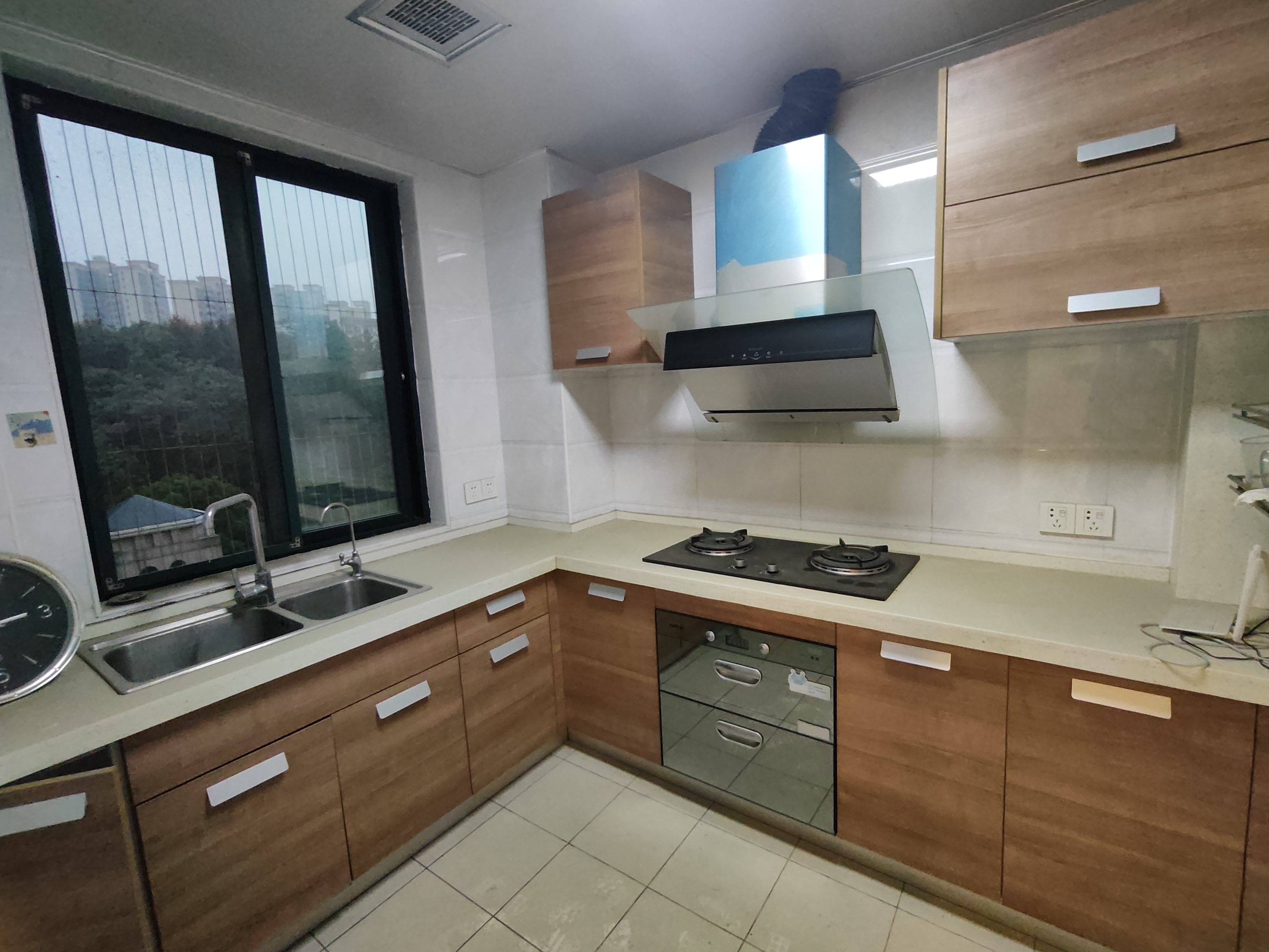 颐景园 4室2厅2卫 81.0万 颐景园 4室2厅2卫 81.0万室内图