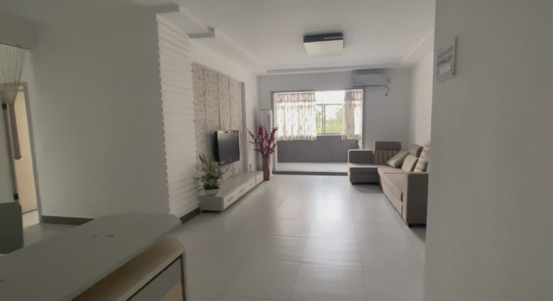 昌富城上城  2室2厅1卫    1500.0元/月 昌富城上城  2室2厅1卫    1500.0元/月室内图1