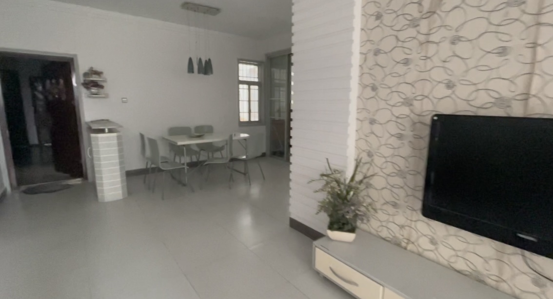 昌富城上城  2室2厅1卫    1500.0元/月 昌富城上城  2室2厅1卫    1500.0元/月室内图