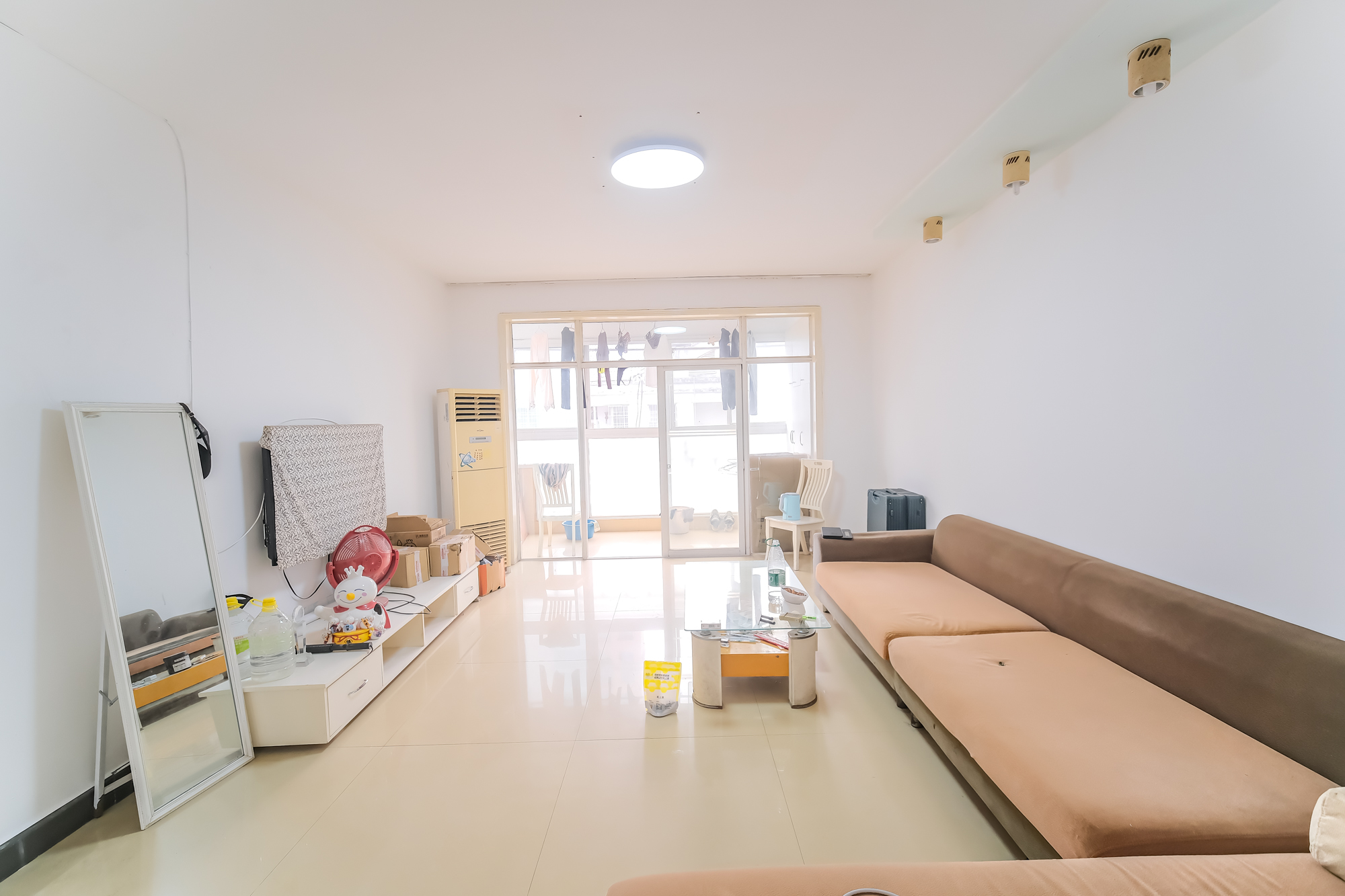 红树湾 3室2厅2卫 49.8万 红树湾 3室2厅2卫 49.8万客厅