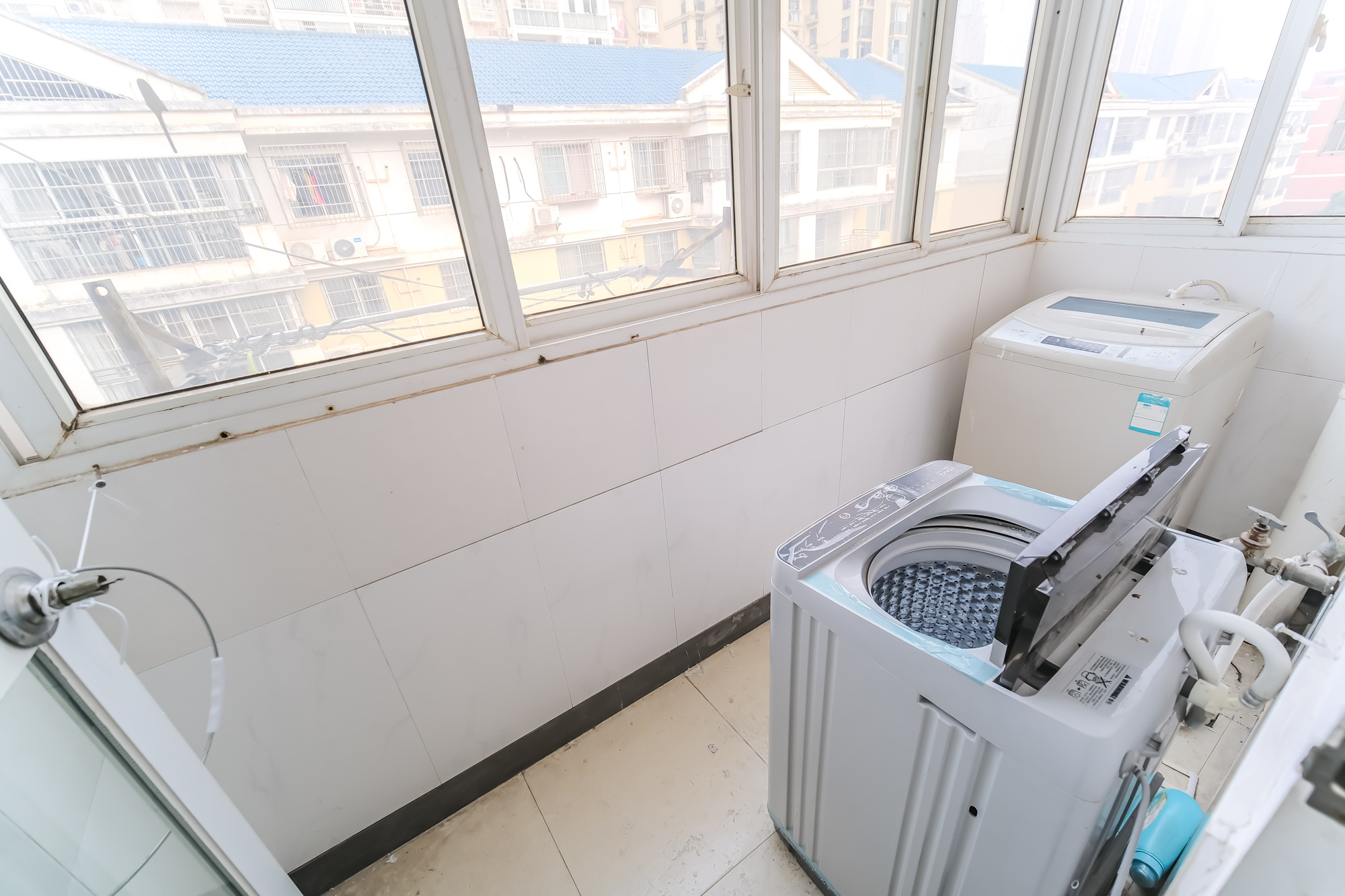 红树湾 3室2厅2卫 49.8万 红树湾 3室2厅2卫 49.8万阳台