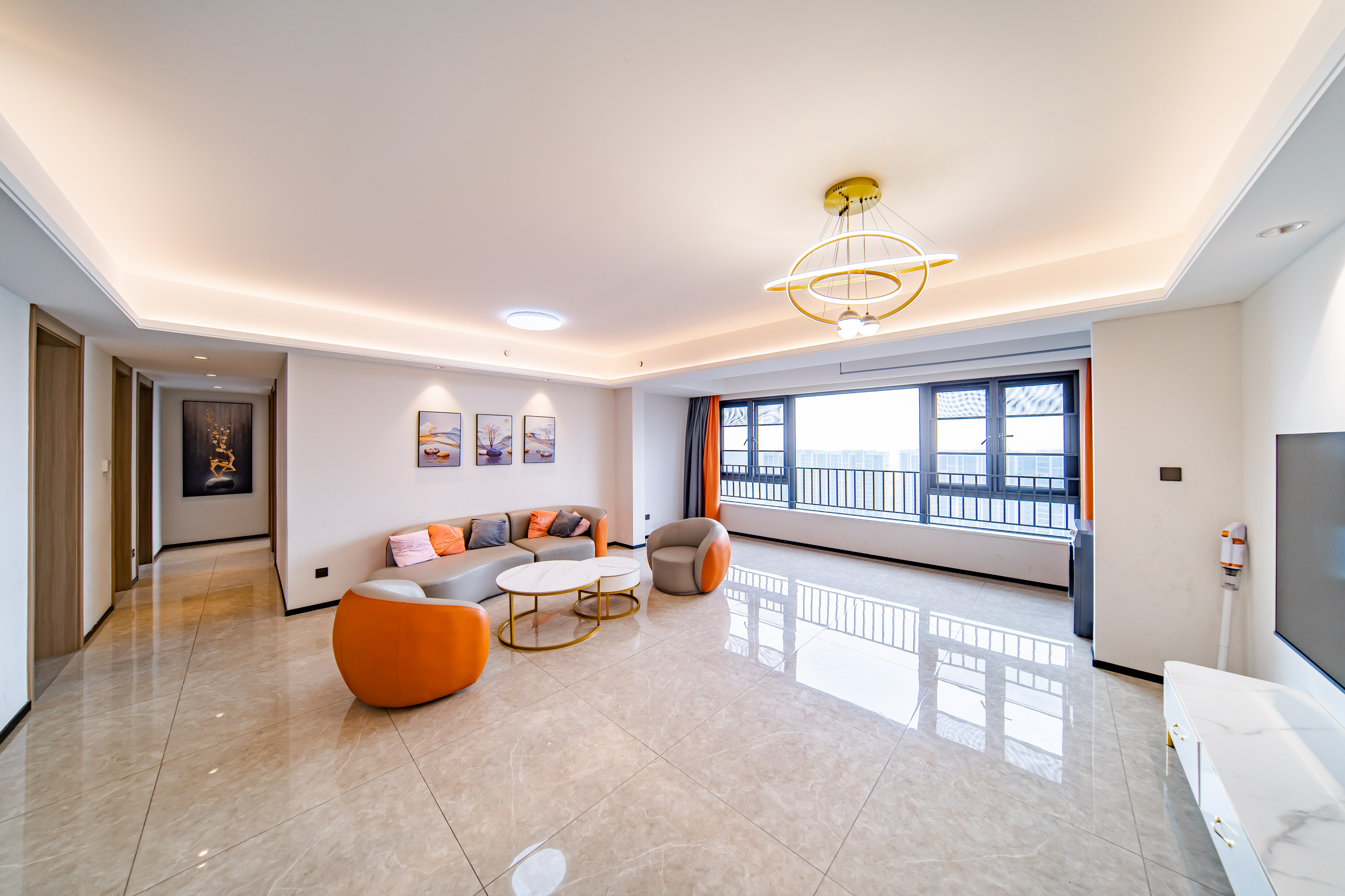 华润凯旋门一期 4室2厅2卫 145.8万 华润凯旋门一期 4室2厅2卫 145.8万客厅