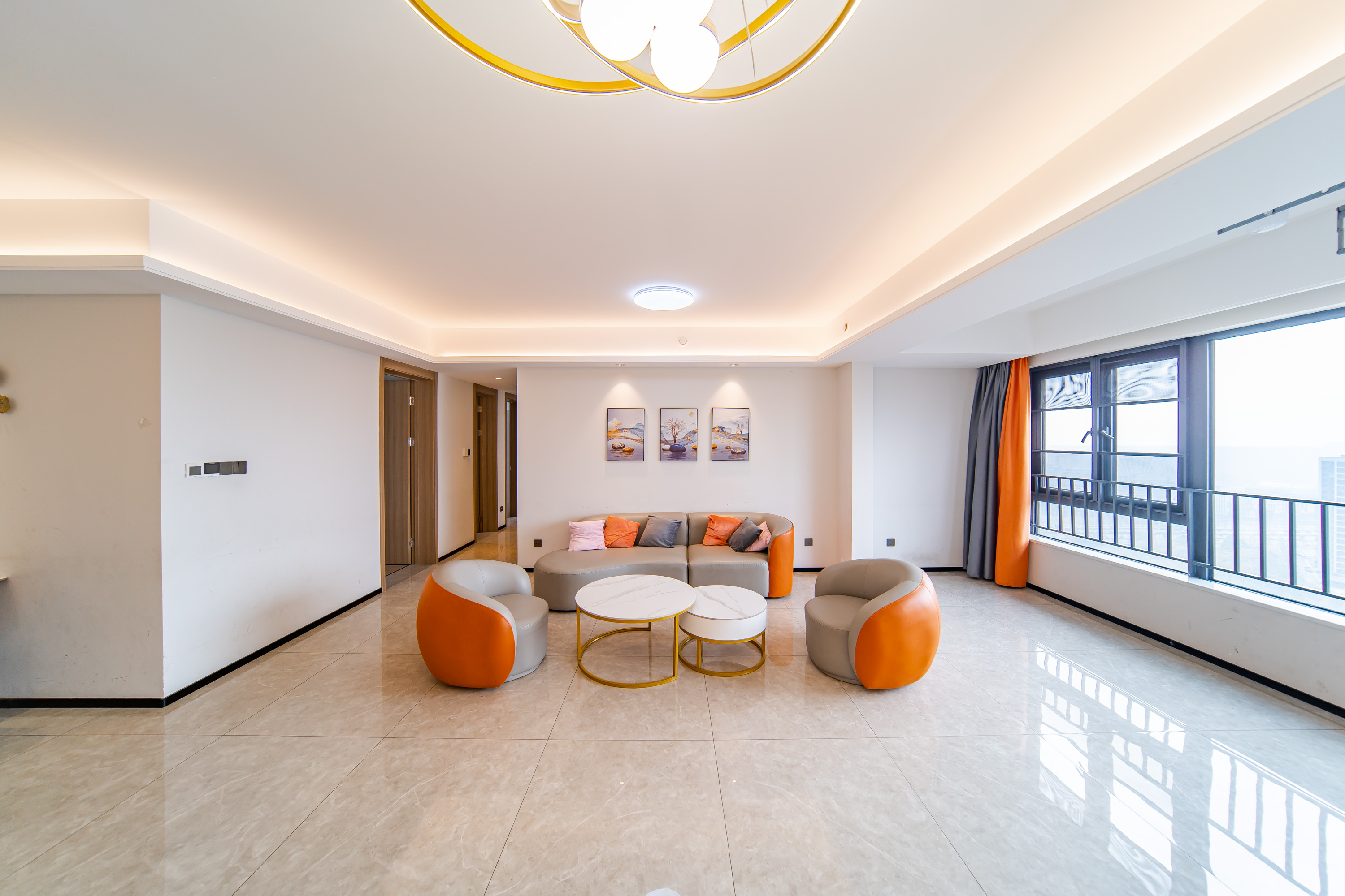 华润凯旋门一期 4室2厅2卫 145.8万 华润凯旋门一期 4室2厅2卫 145.8万客厅