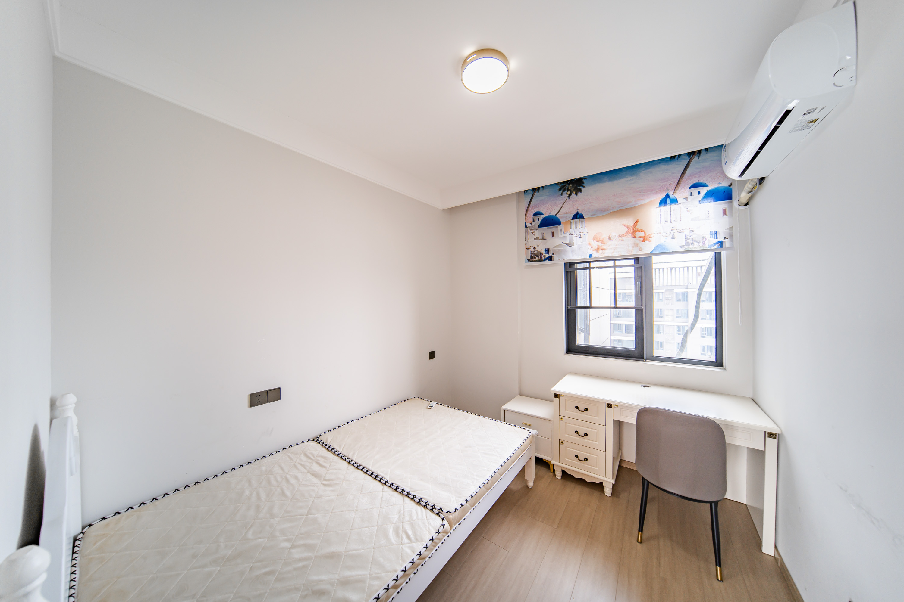 华润凯旋门一期 4室2厅2卫 145.8万 华润凯旋门一期 4室2厅2卫 145.8万卧室