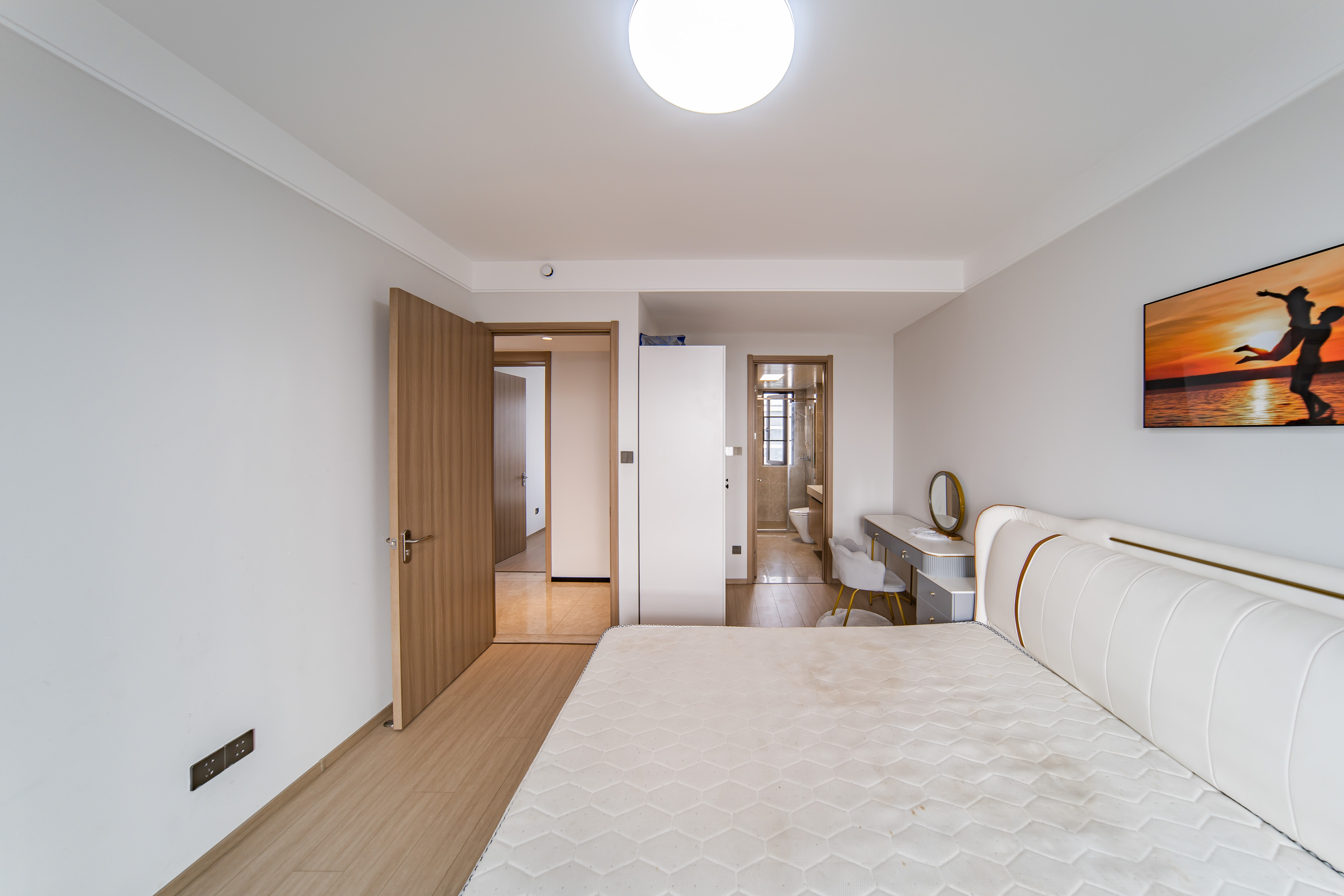 华润凯旋门一期 4室2厅2卫 145.8万 华润凯旋门一期 4室2厅2卫 145.8万卧室