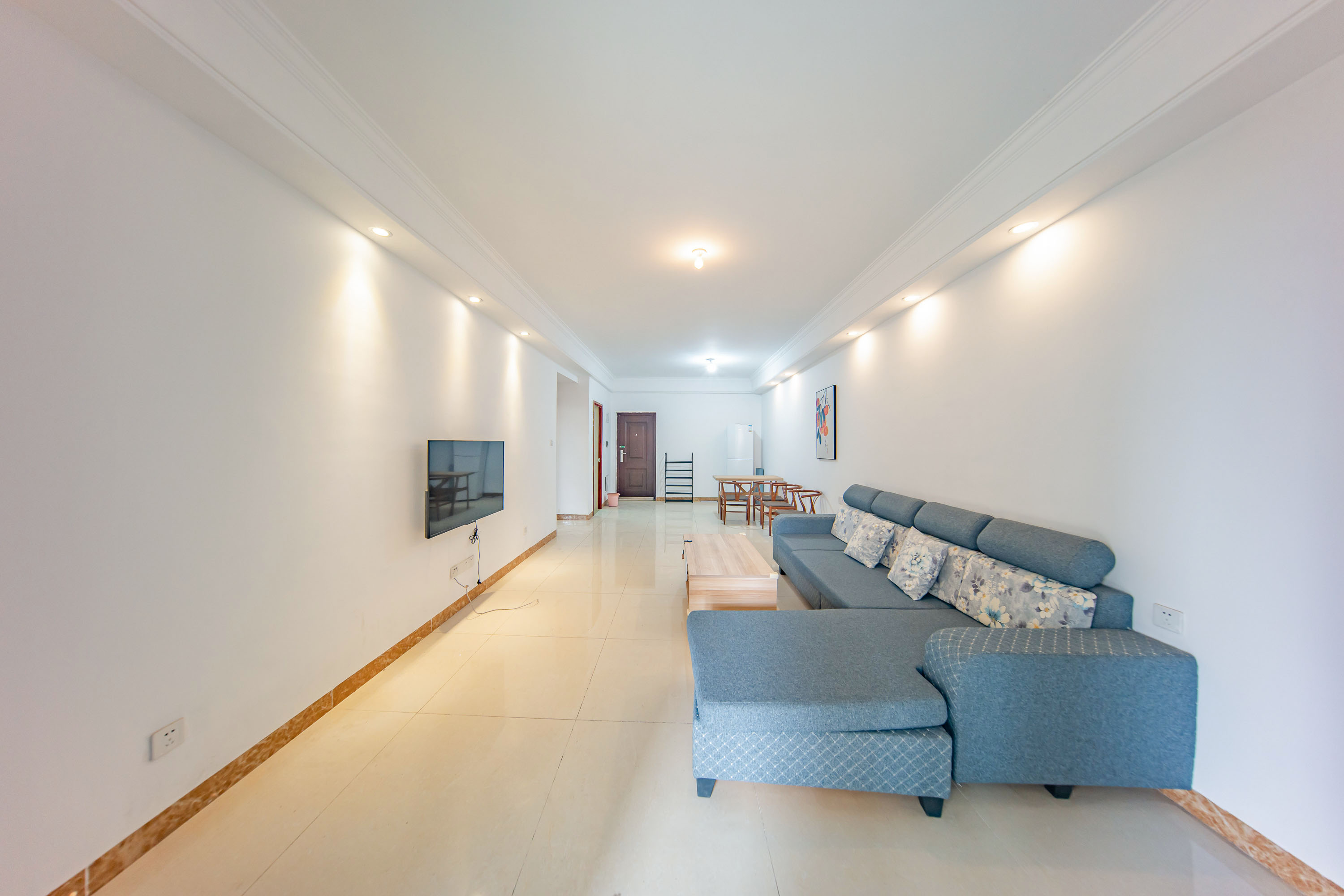 江山帝景哈佛 2室2厅1卫 72.0万 江山帝景哈佛 2室2厅1卫 72.0万客厅