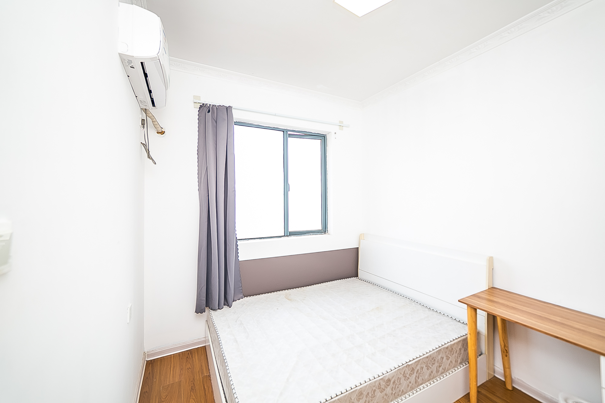 荣盛花语书苑  3室2厅2卫    97.0万 荣盛花语书苑  3室2厅2卫    97.0万卧室