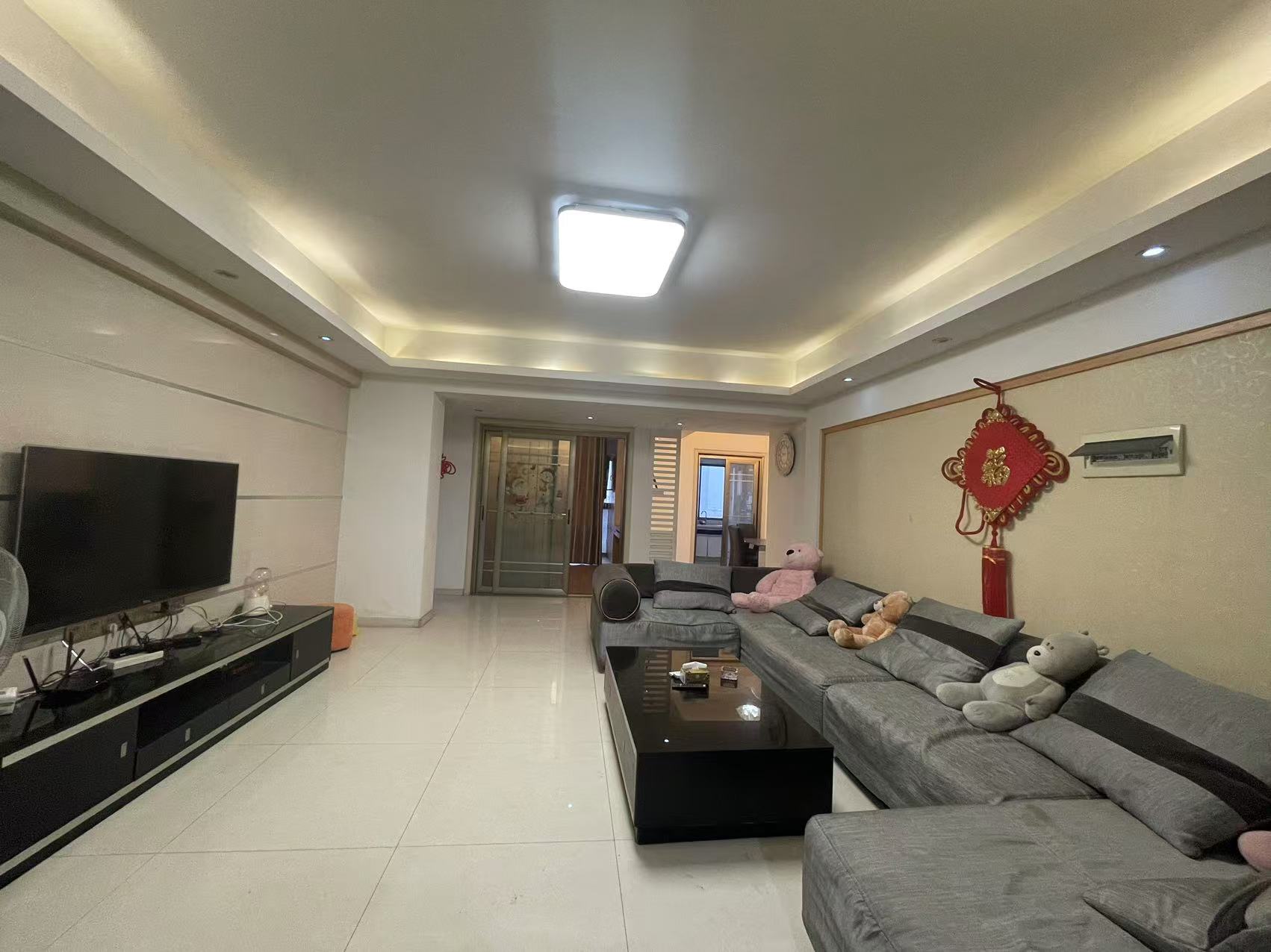 建鑫二期  3室2厅1卫   1800.00元/月室内图1