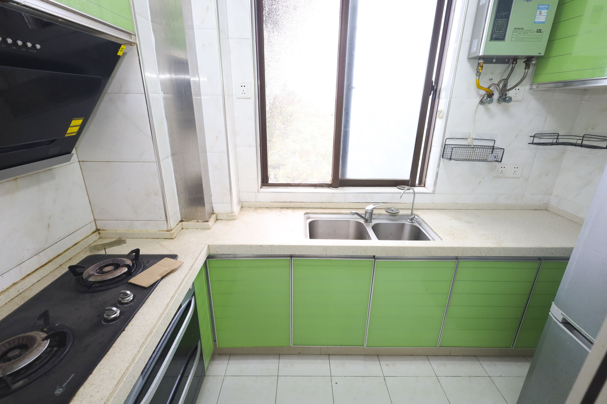 水映加州 3室2厅2卫 158.0万 水映加州 3室2厅2卫 158.0万厨房