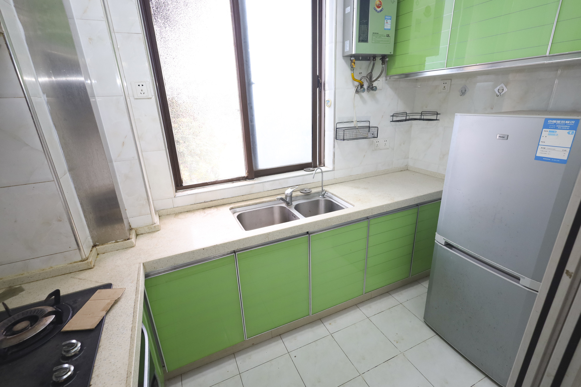 水映加州 3室2厅2卫 158.0万 水映加州 3室2厅2卫 158.0万厨房