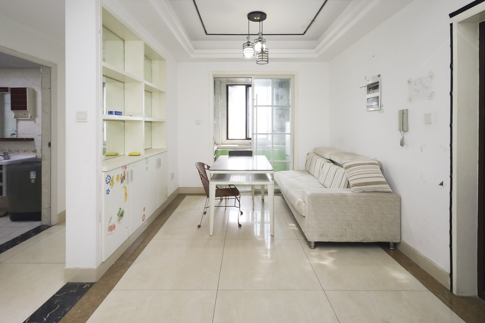 水映加州 3室2厅2卫 158.0万 水映加州 3室2厅2卫 158.0万客厅