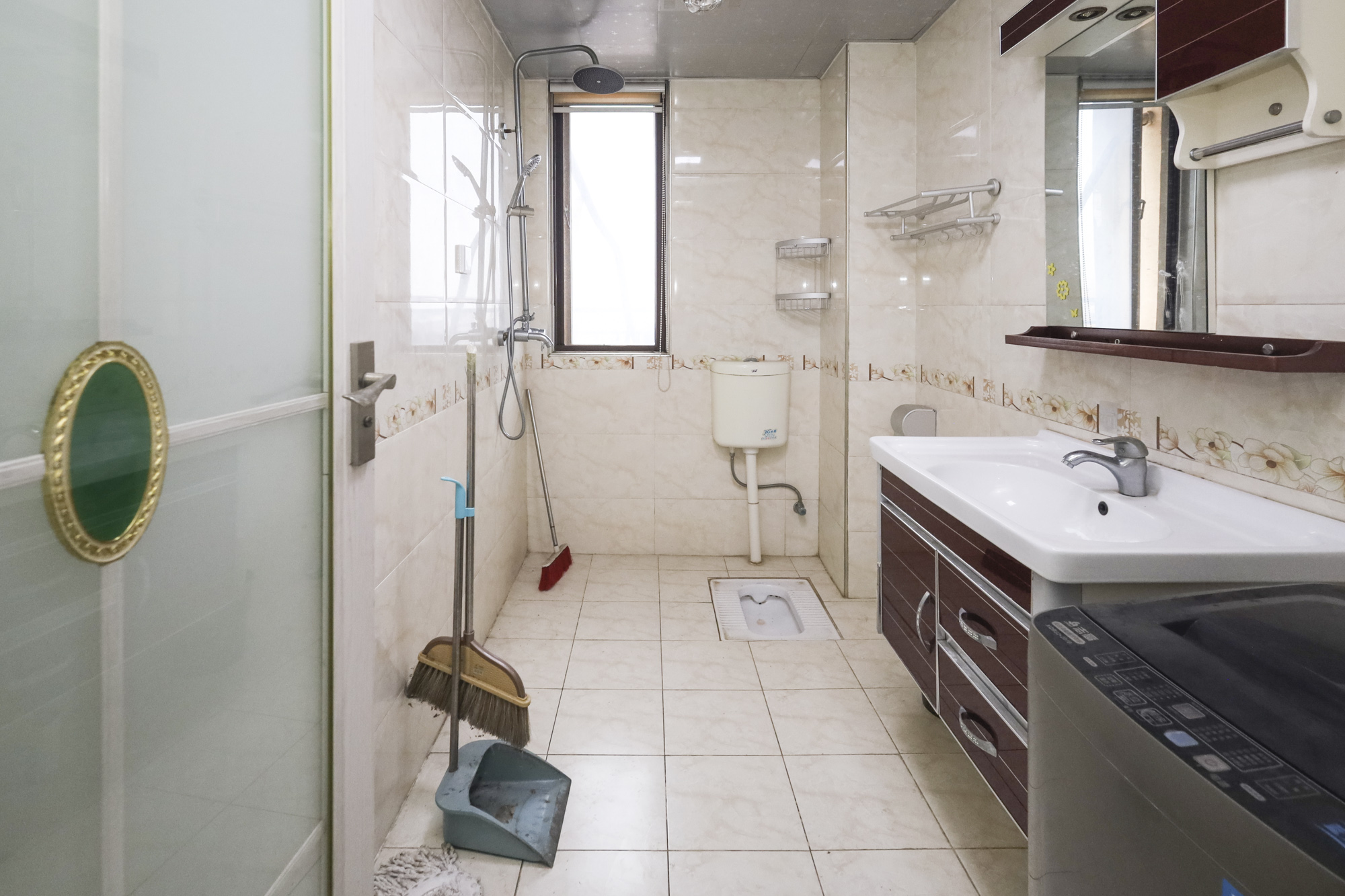 水映加州 3室2厅2卫 158.0万 水映加州 3室2厅2卫 158.0万卫生间