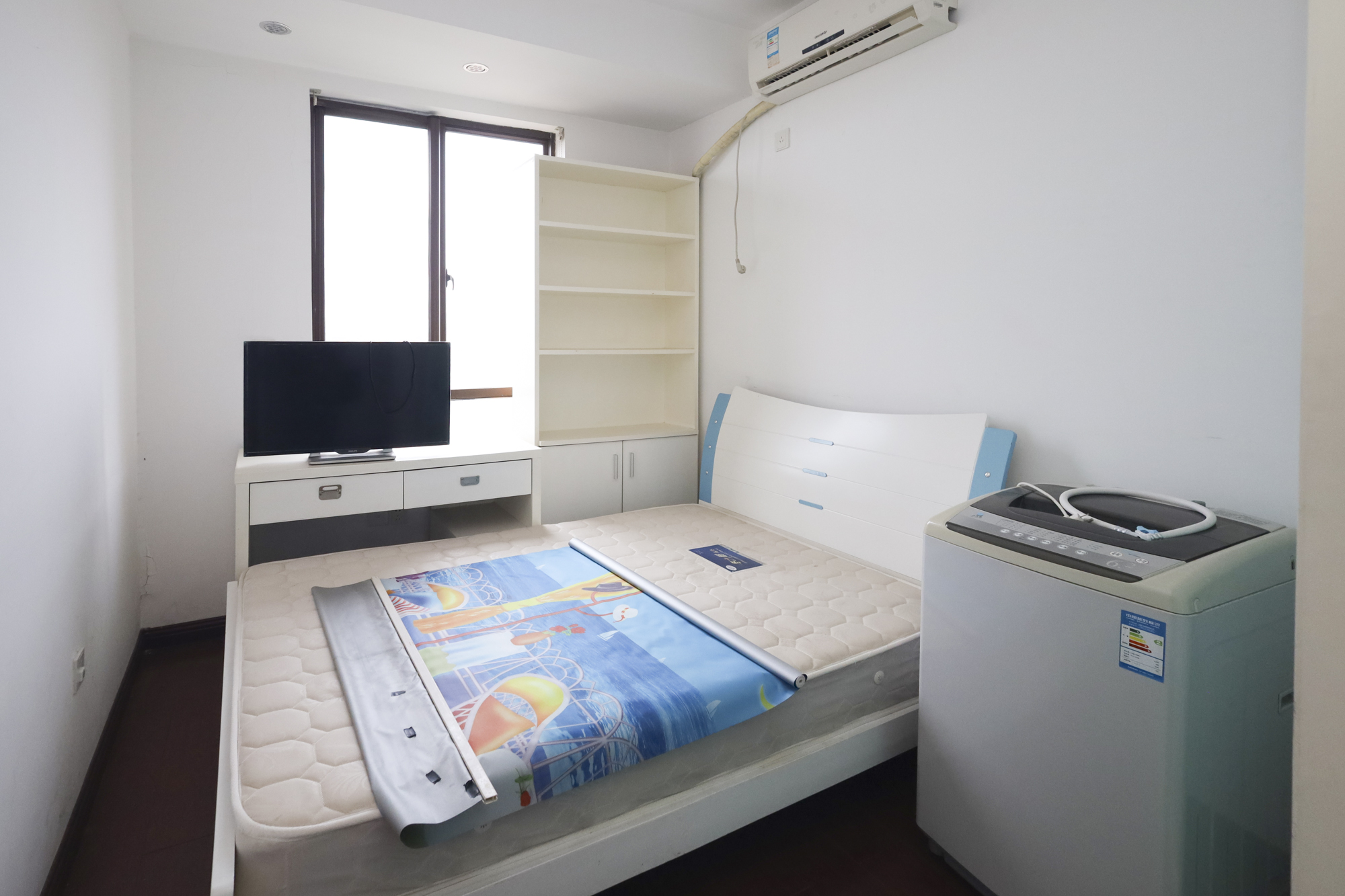 水映加州 3室2厅2卫 158.0万 水映加州 3室2厅2卫 158.0万卧室