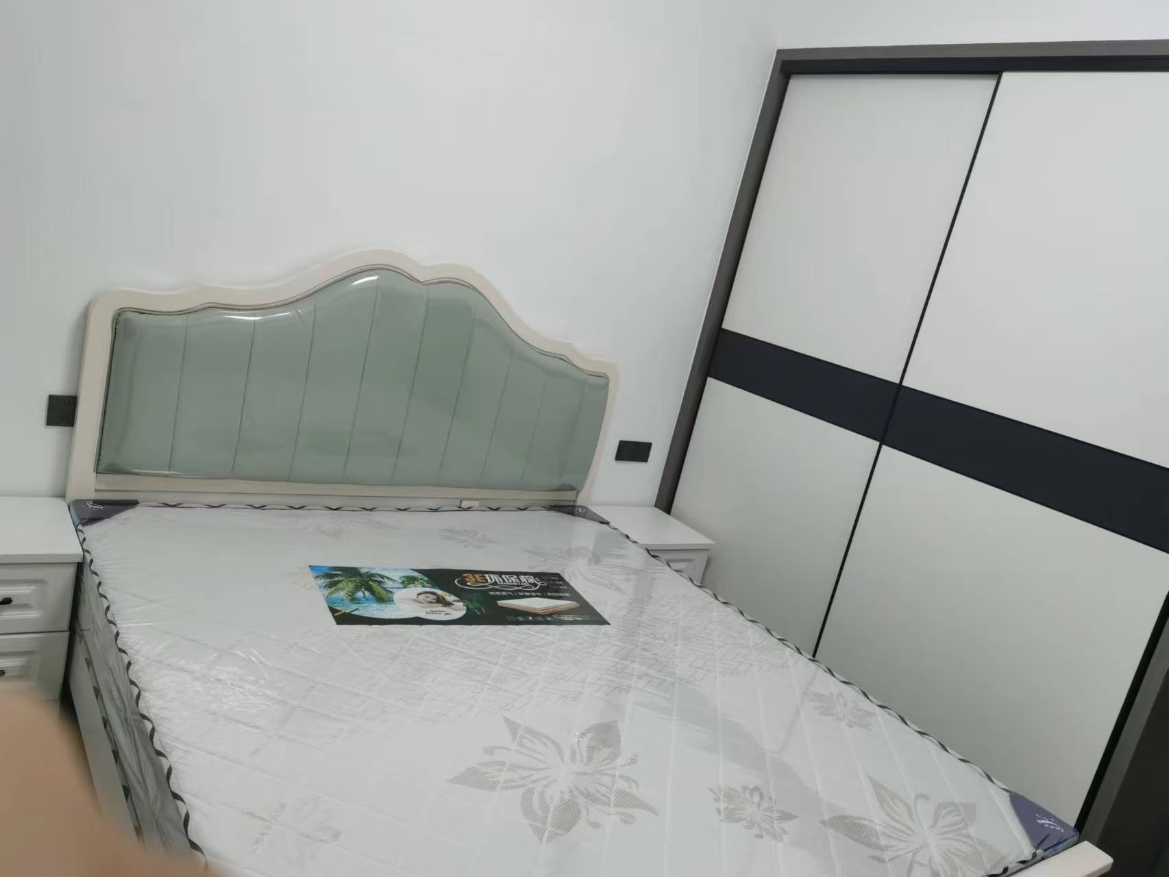 长郡旁牛津街(瑞凯滨江雅苑) 3室2厅2卫 2000.0元/月 长郡旁牛津街(瑞凯滨江雅苑) 3室2厅2卫 2000.0元/月室内图