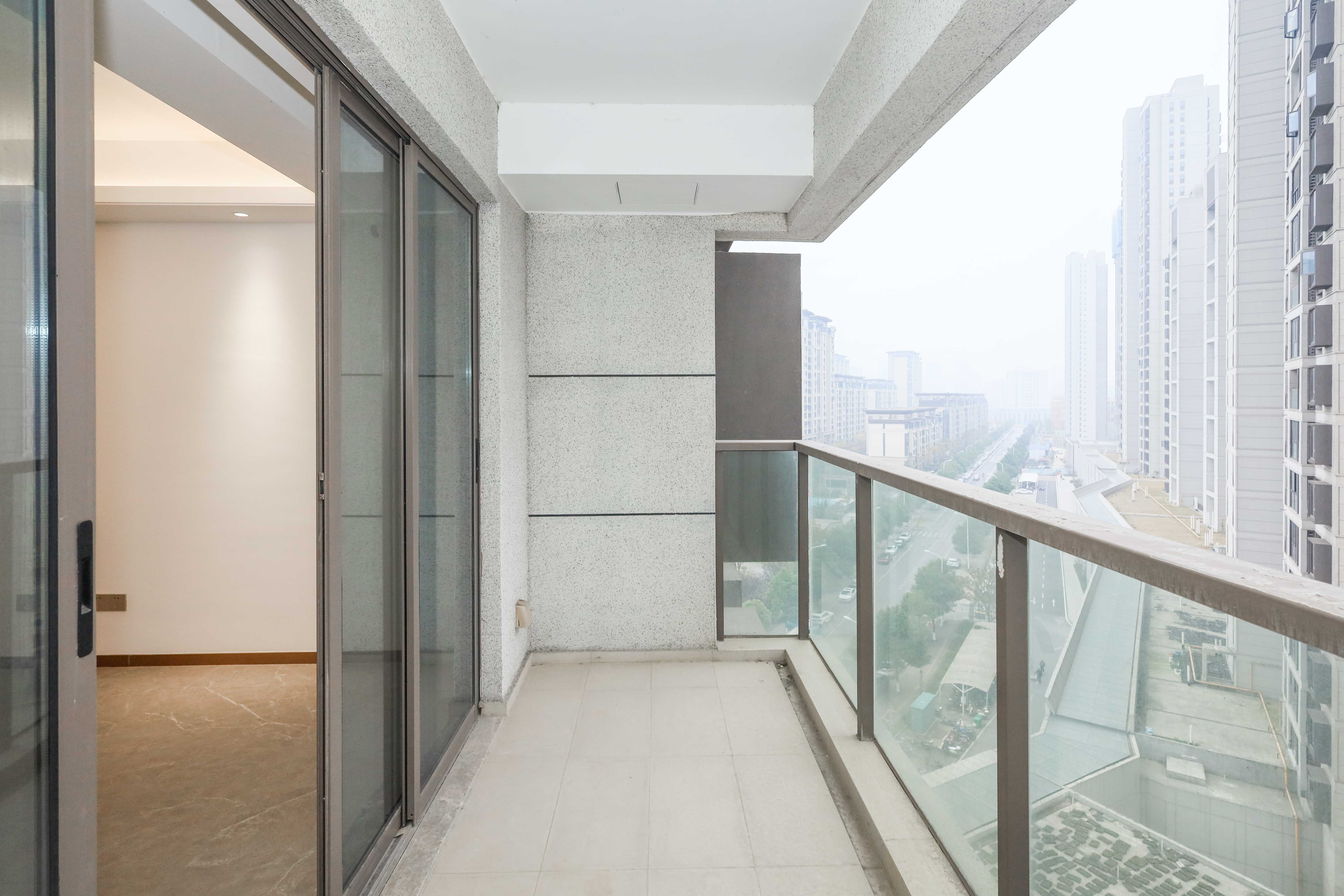 长沙溪山悦 4室2厅2卫 148.0万 长沙溪山悦 4室2厅2卫 148.0万阳台