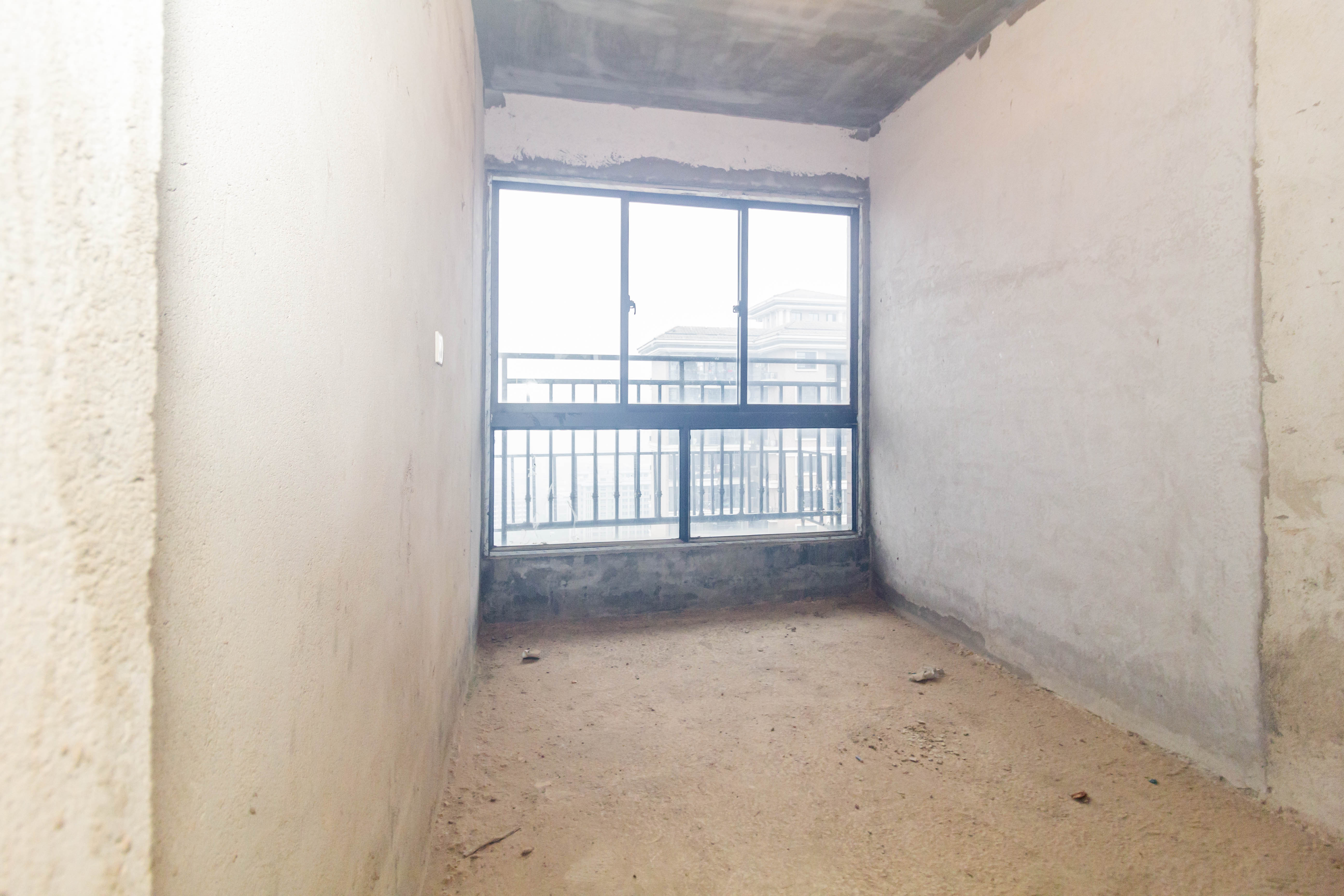 康桥长郡  1室1厅1卫    62.8万 康桥长郡  1室1厅1卫    62.8万卧室