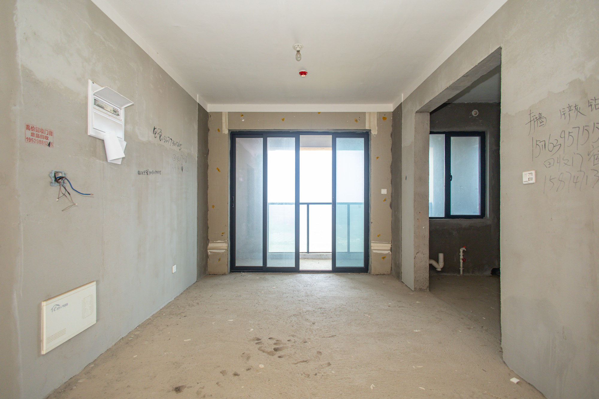 长房星昇公馆 4室2厅2卫 180.0万 长房星昇公馆 4室2厅2卫 180.0万其他