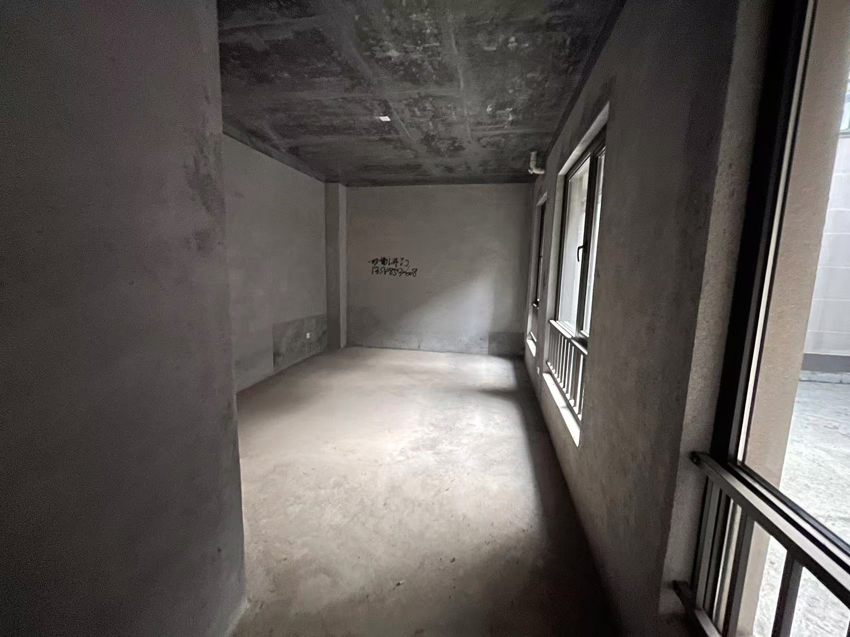 长沙院子 5室2厅3卫 426.8万 长沙院子 5室2厅3卫 426.8万卧室