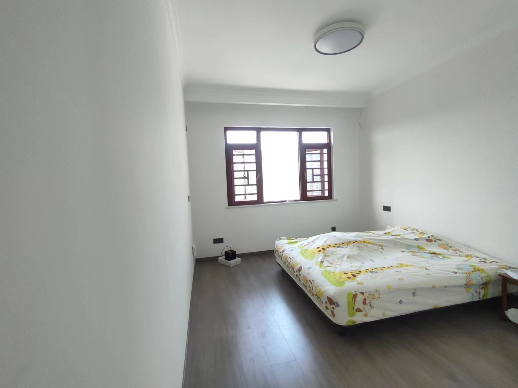 城市公园  4室2厅2卫    85.0万 城市公园  4室2厅2卫    85.0万室内图