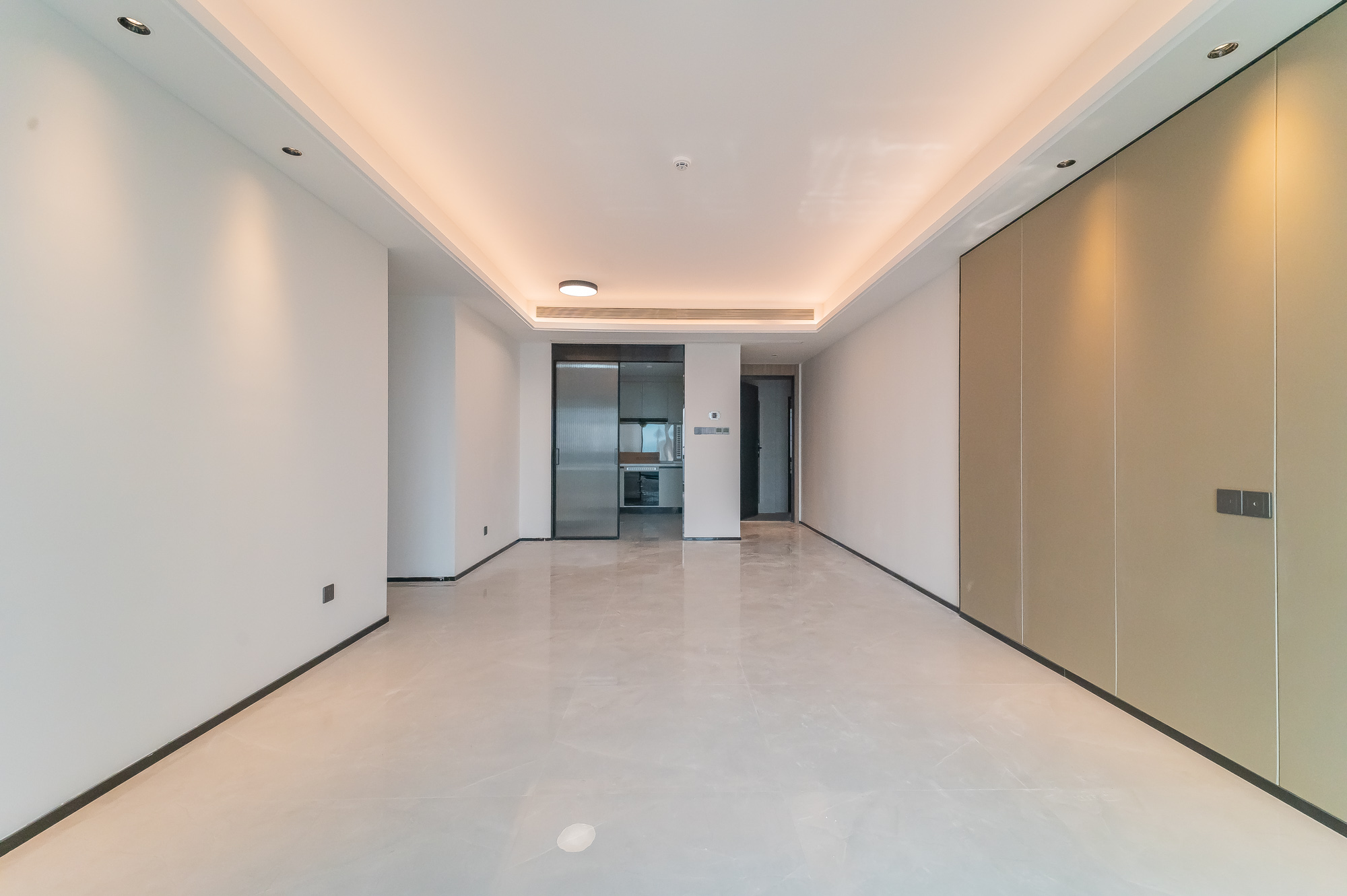 三一云谷 4室2厅2卫 159.8万 三一云谷 4室2厅2卫 159.8万客厅