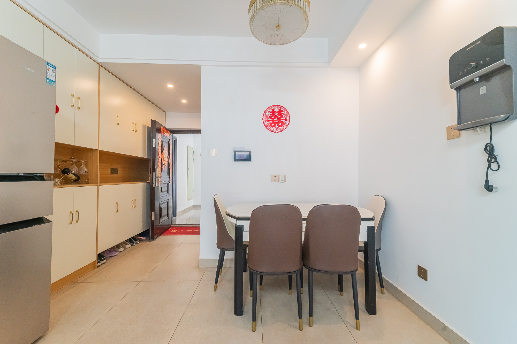 旭辉美的东樾城 3室2厅1卫 118.0万 旭辉美的东樾城 3室2厅1卫 118.0万客厅