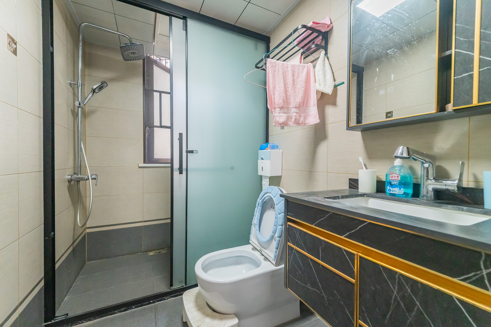 旭辉美的东樾城 3室2厅1卫 118.0万 旭辉美的东樾城 3室2厅1卫 118.0万卫生间