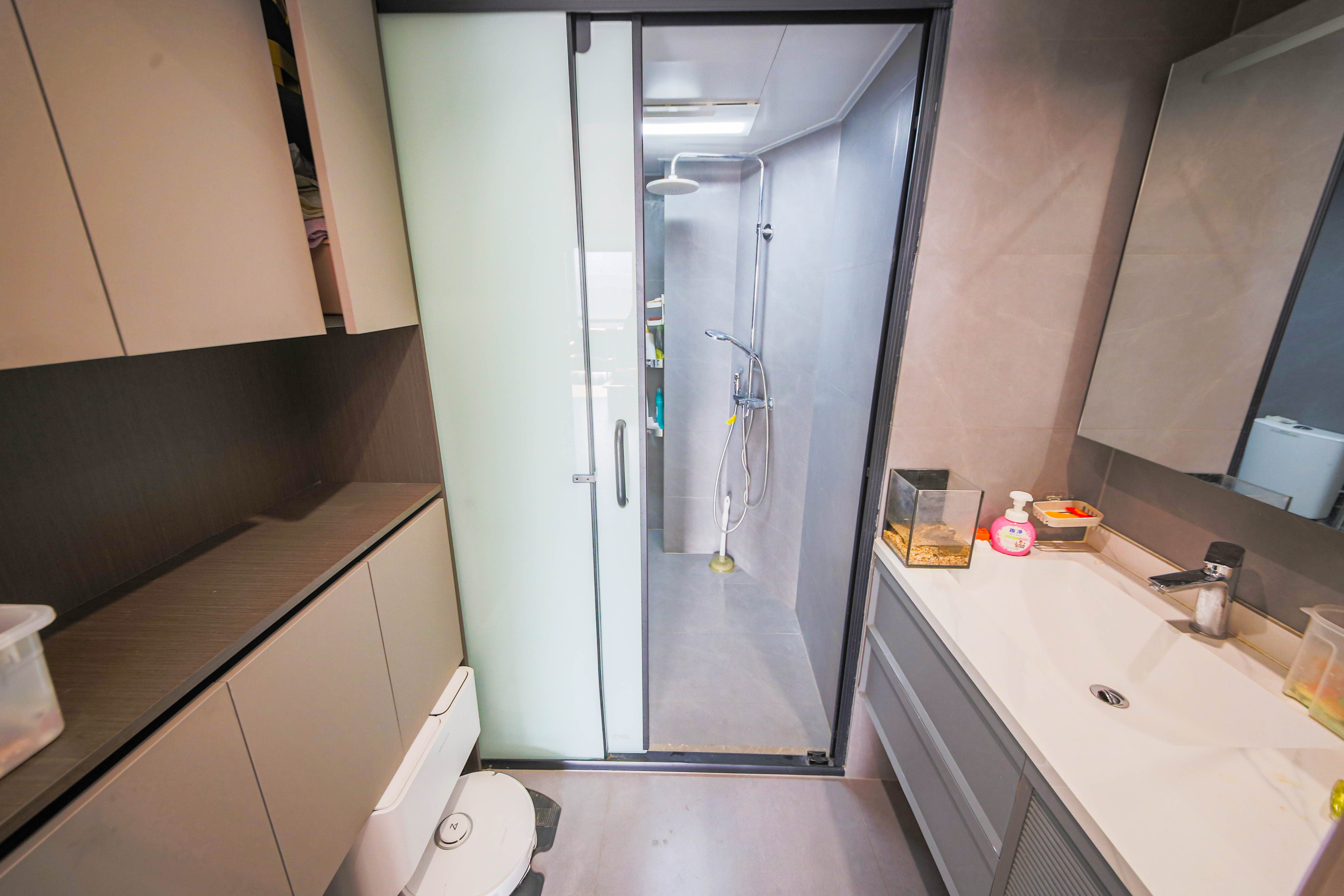 天城尚品 5室2厅1卫 246.0万 天城尚品 5室2厅1卫 246.0万卫生间