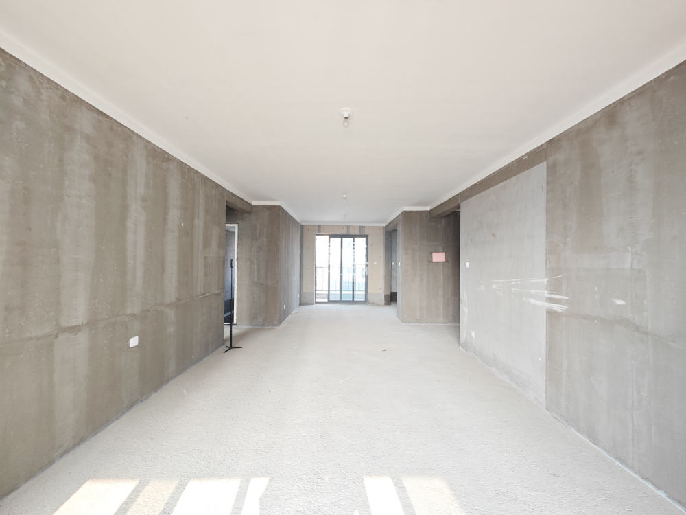 长房岭秀时代  4室2厅2卫    118.8万