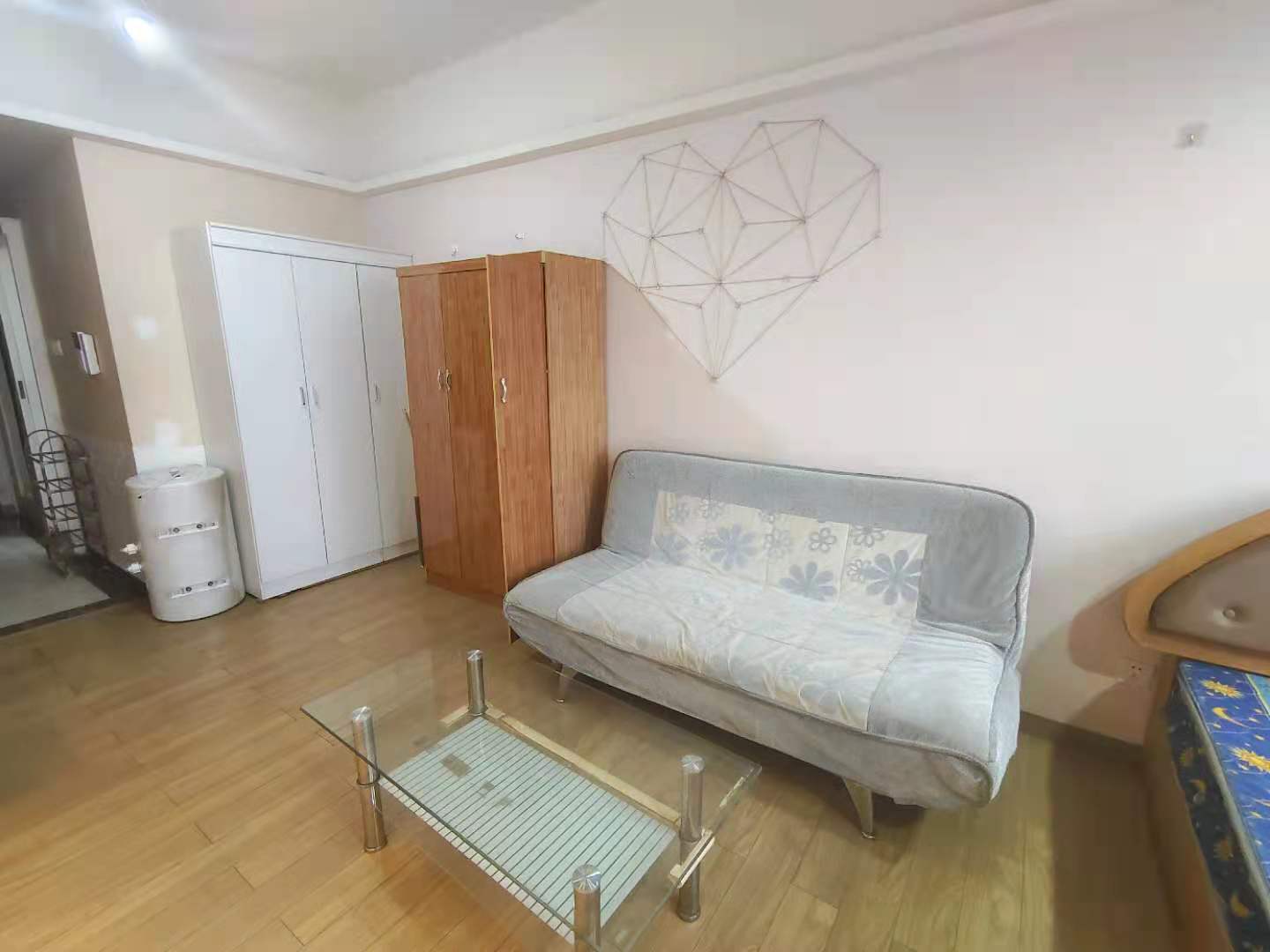 米兰春天 1室1厅1卫 1200.0元/月 米兰春天 1室1厅1卫 1200.0元/月室内图