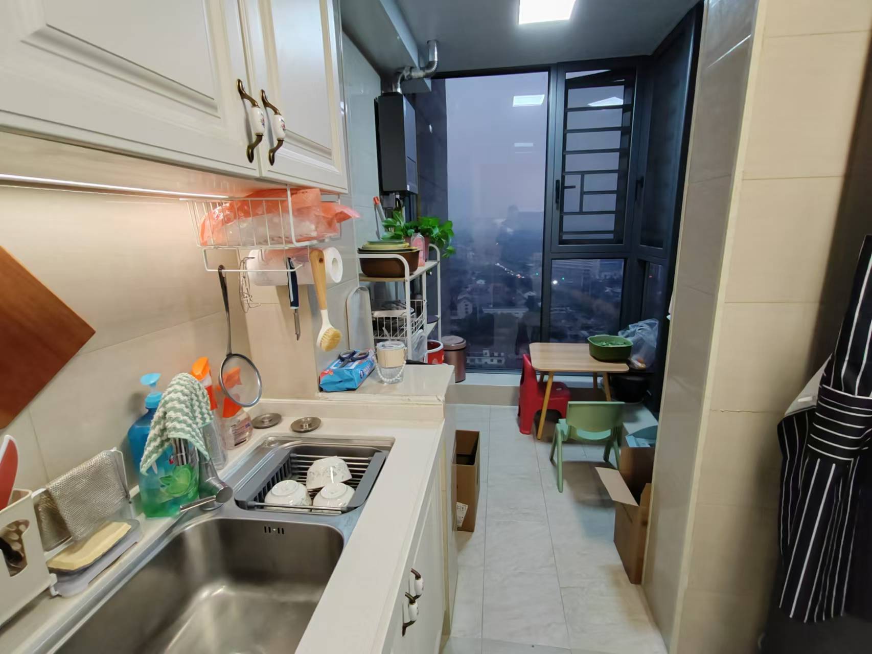 恒大名都 4室2厅2卫 2800.0元/月 恒大名都 4室2厅2卫 2800.0元/月室内图