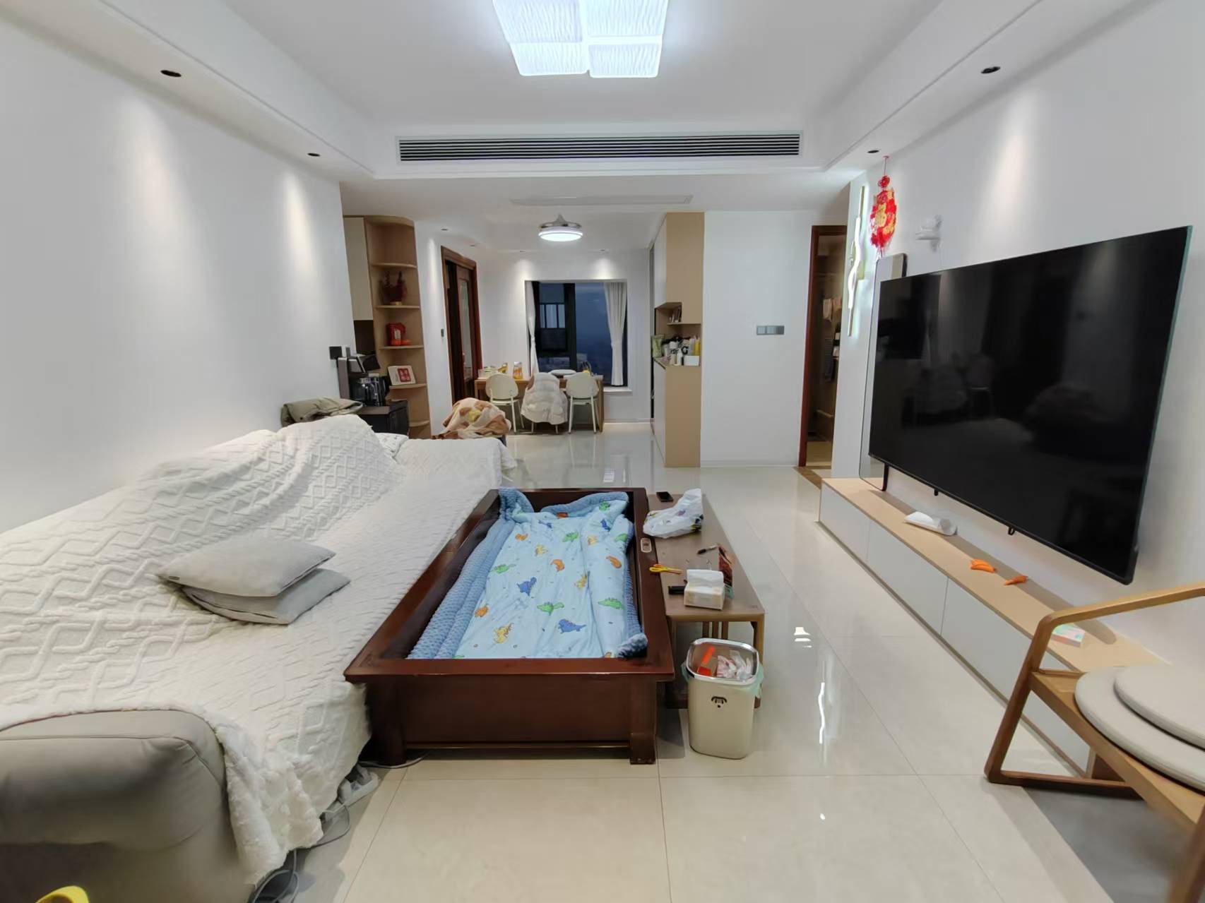 恒大名都 4室2厅2卫 2800.0元/月 恒大名都 4室2厅2卫 2800.0元/月室内图