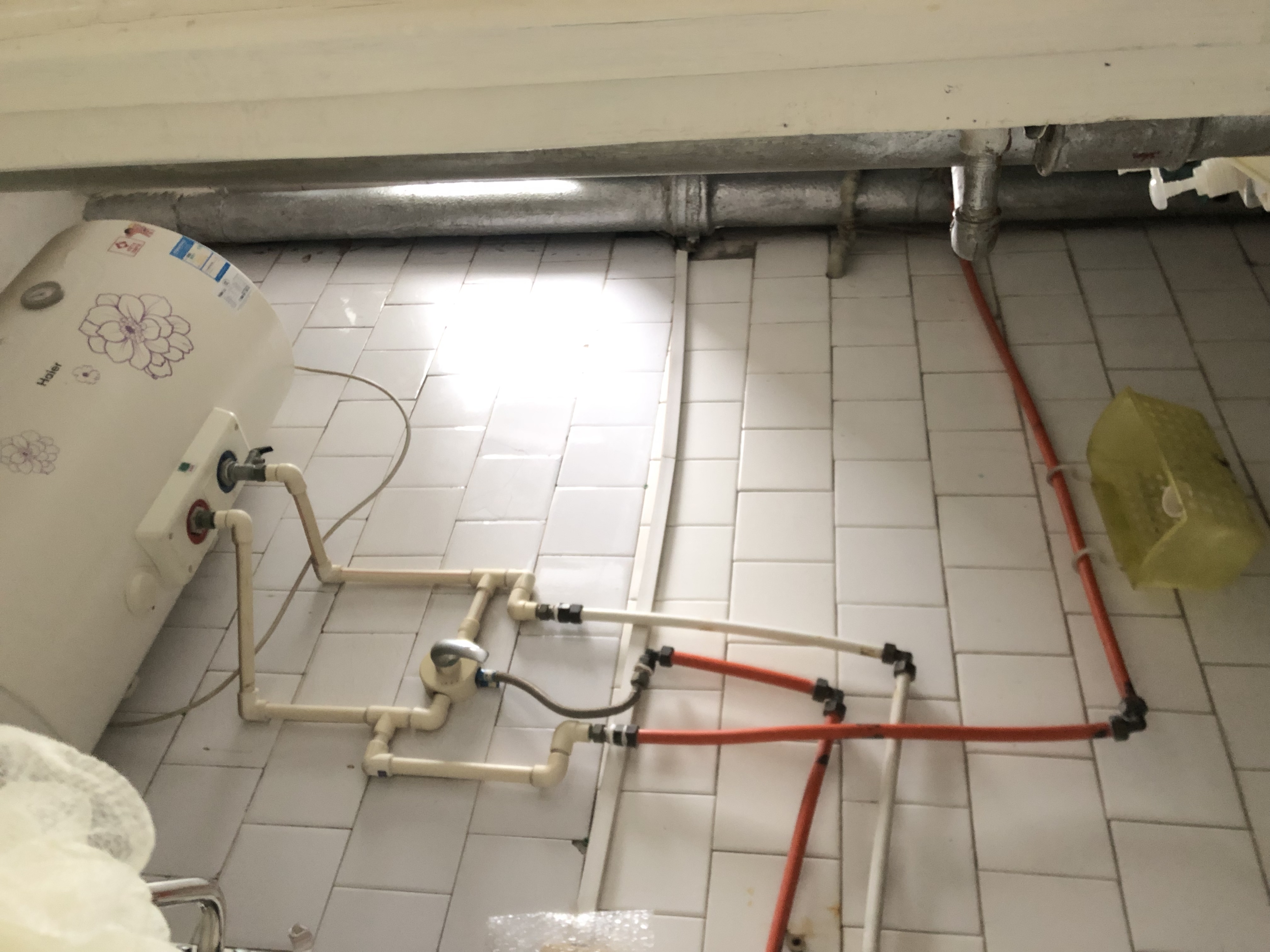 南华大学南校北门家属区 1室1厅1卫 700.0元/月 南华大学南校北门家属区 1室1厅1卫 700.0元/月室内图