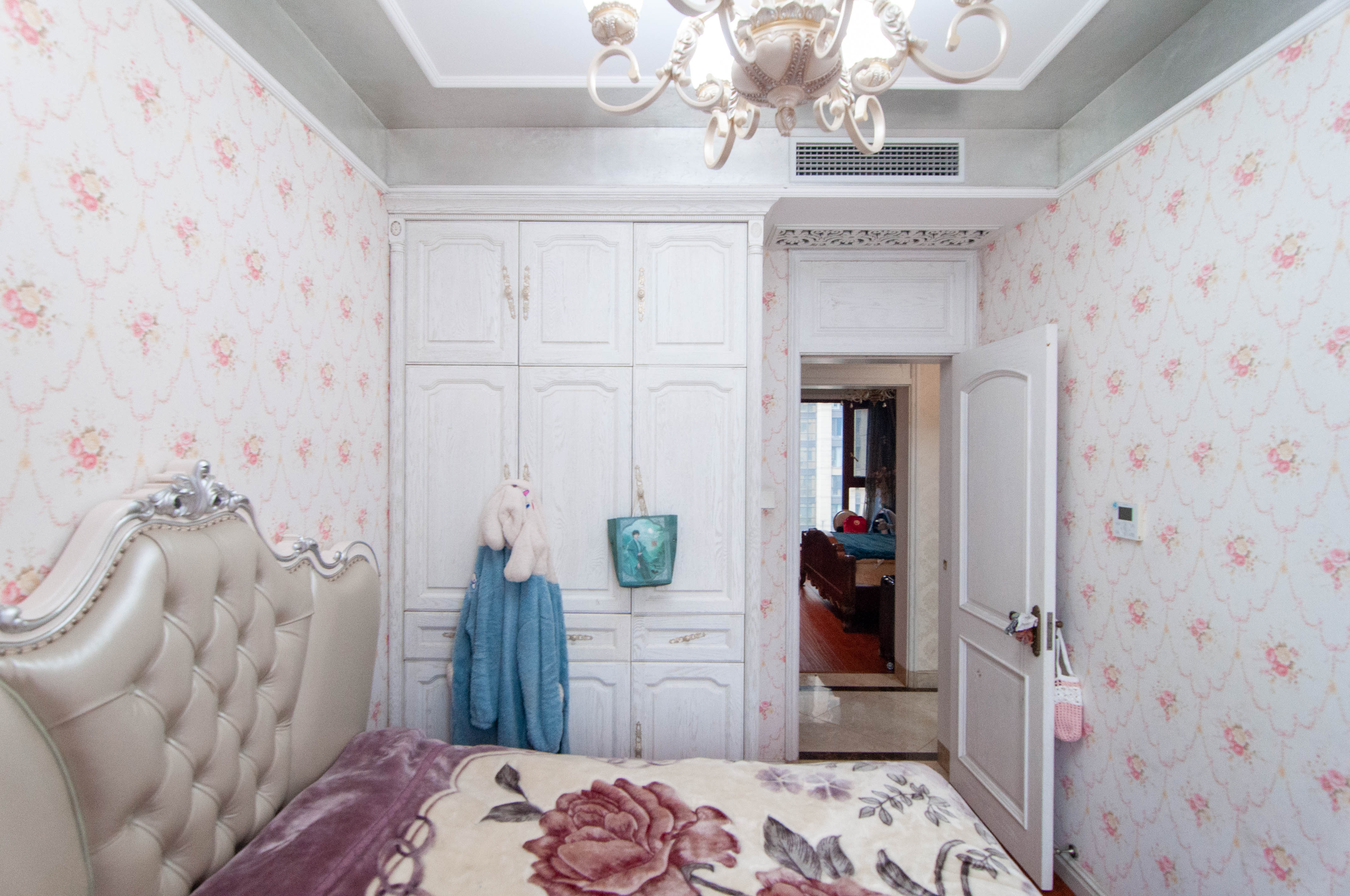 金茂梅溪湖  4室2厅2卫    350.0万 金茂梅溪湖  4室2厅2卫    350.0万其他