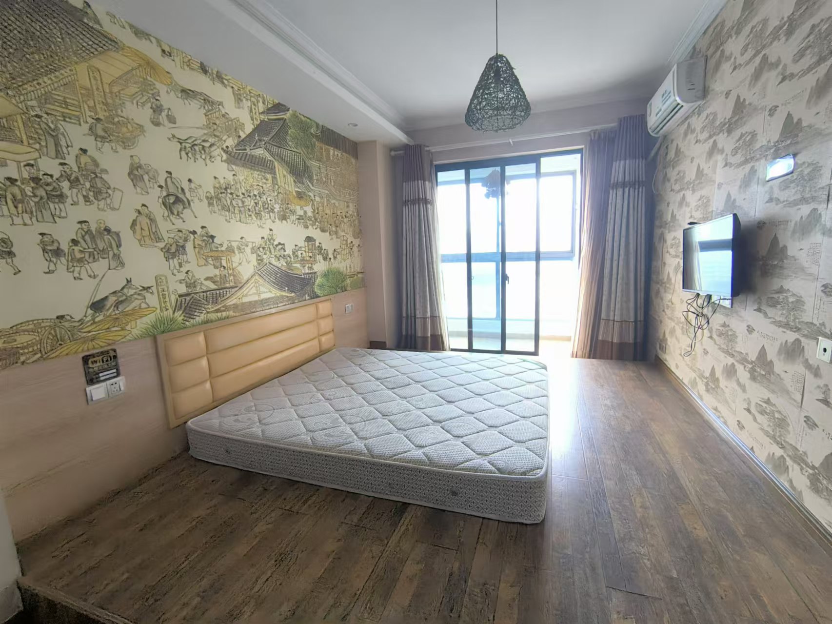 绿地中央广场 1室1厅1卫 1300.0元/月 绿地中央广场 1室1厅1卫 1300.0元/月室内图