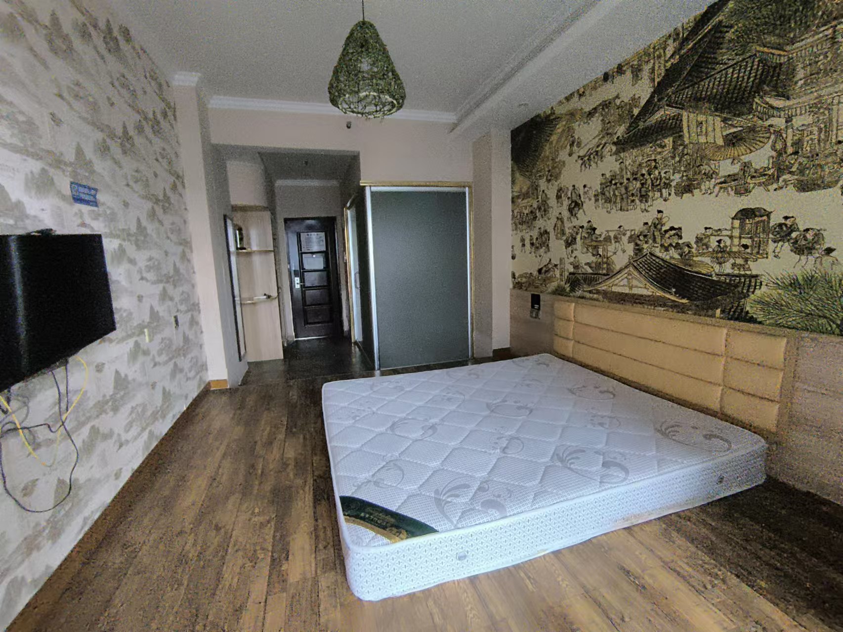 绿地中央广场 1室1厅1卫 1300.0元/月 绿地中央广场 1室1厅1卫 1300.0元/月室内图