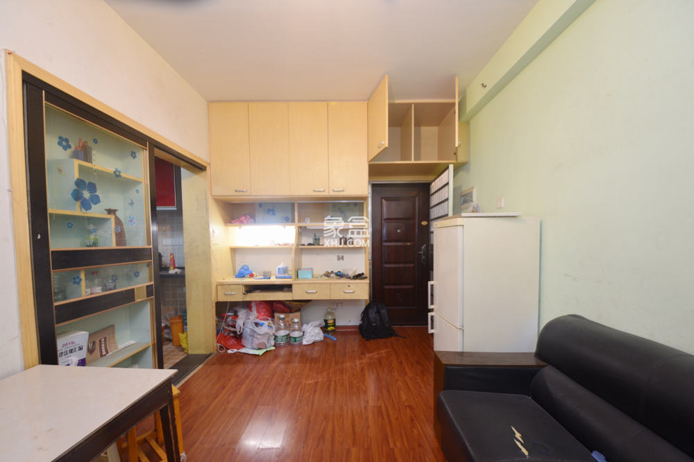 益佳苑 1室1厅1卫 1500.0元/月 益佳苑 1室1厅1卫 1500.0元/月室内图