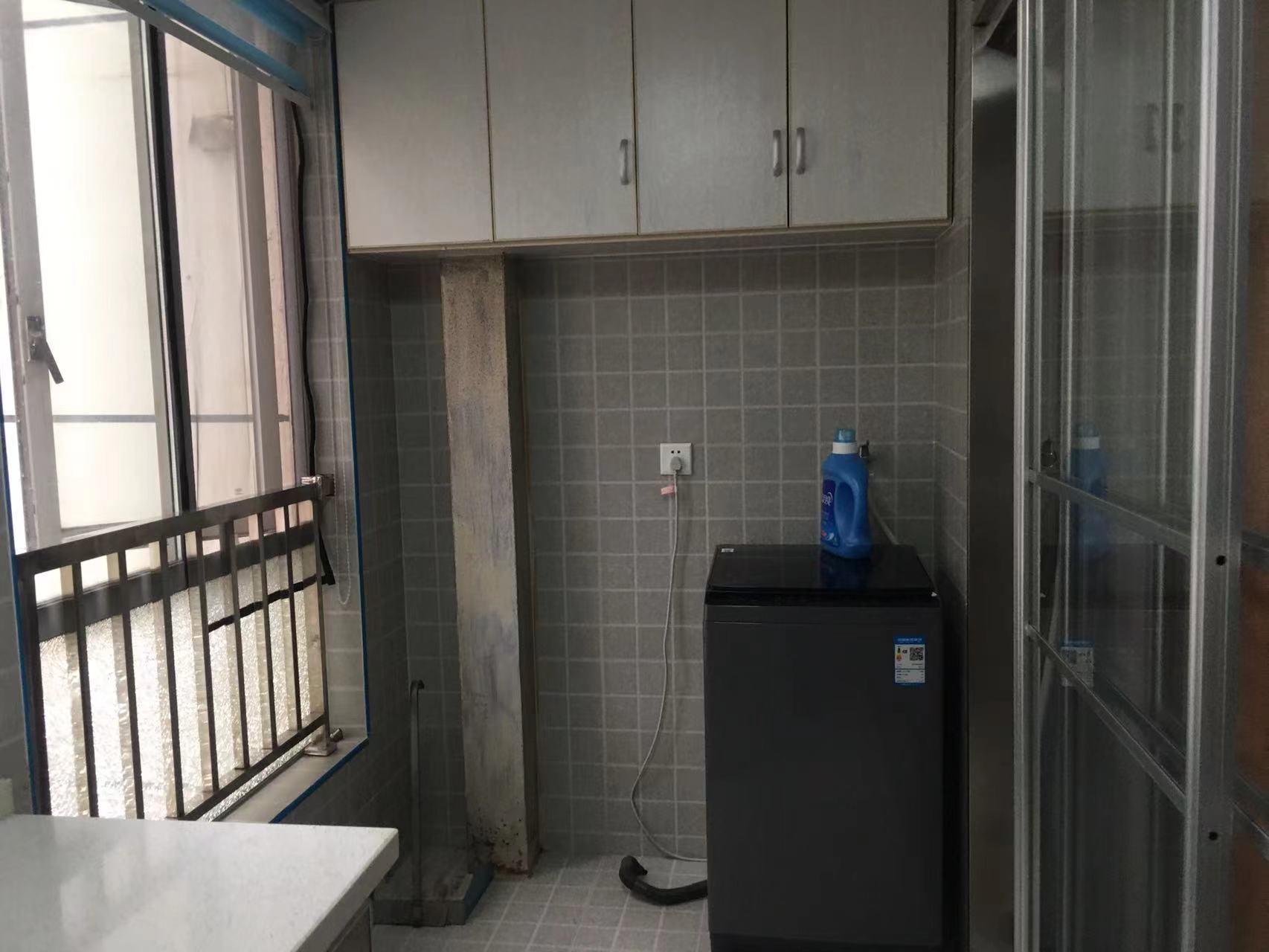 九华新都汇 1室1厅1卫 1300.0元/月 九华新都汇 1室1厅1卫 1300.0元/月室内图