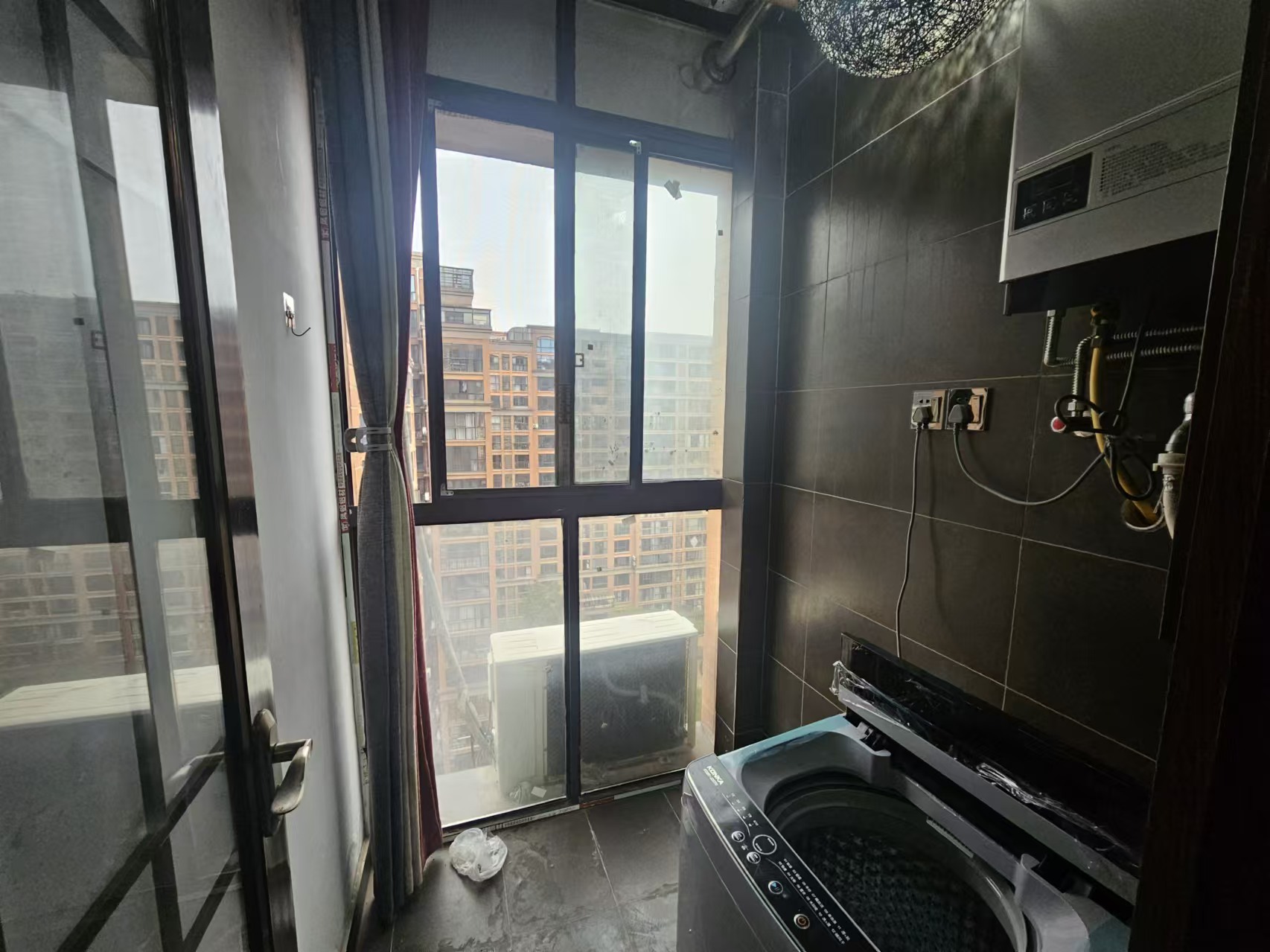 鑫远和城(一、二期) 1室1厅1卫 1300.0元/月 鑫远和城(一、二期) 1室1厅1卫 1300.0元/月室内图