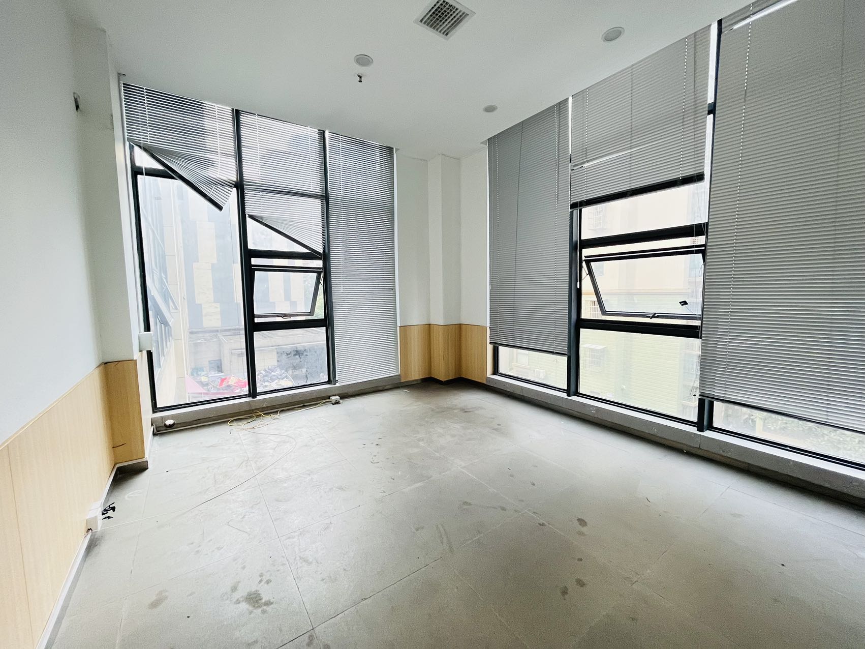 启迪协信中心   247.96㎡      11158.0元/月室内图