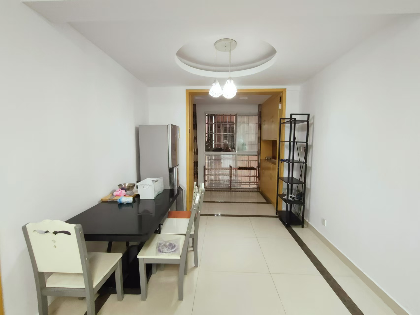 东门尚苑  3室2厅2卫    1800.0元/月室内图