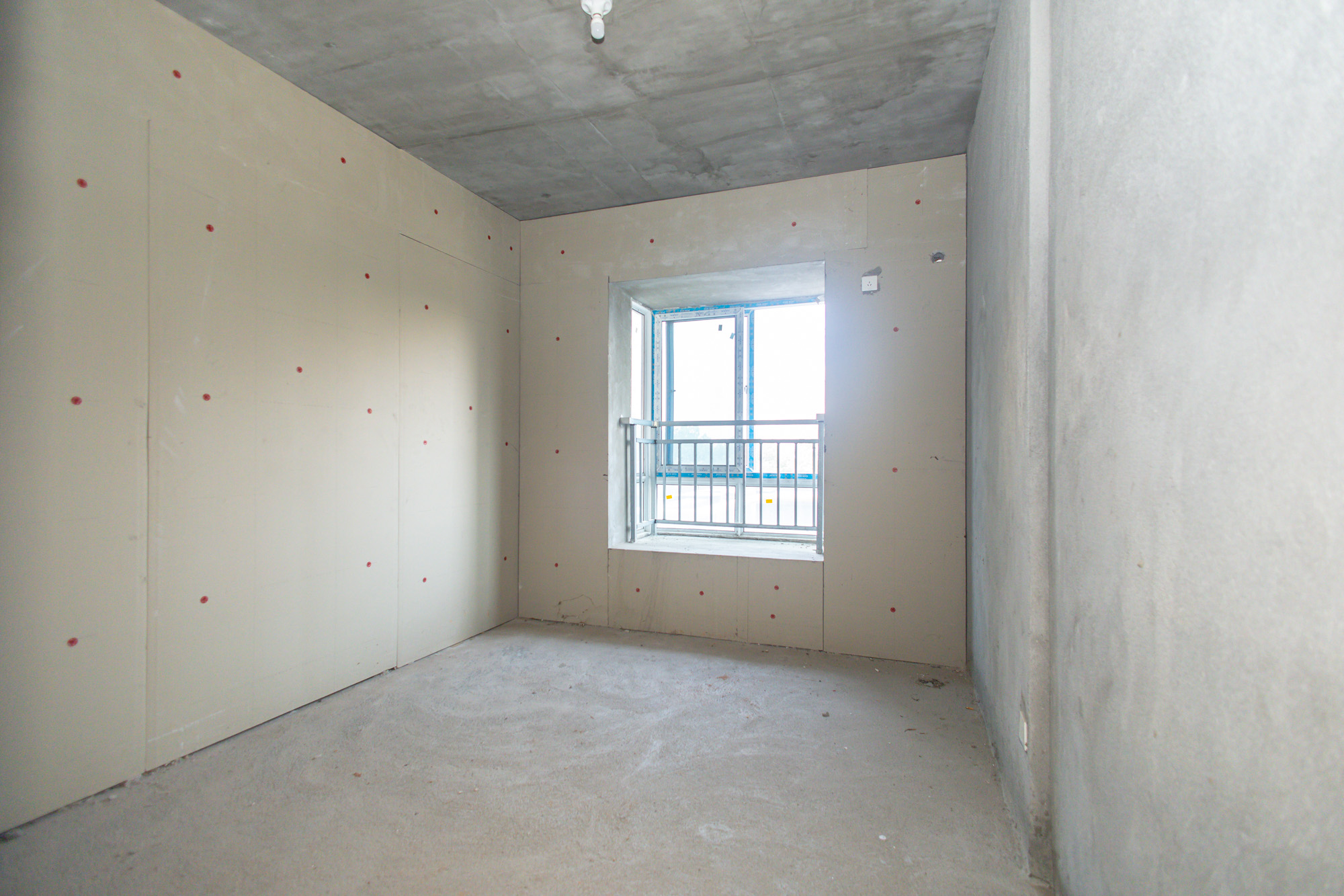 楚天世纪城西苑  1室2厅2卫    99.0万 楚天世纪城西苑  1室2厅2卫    99.0万卧室