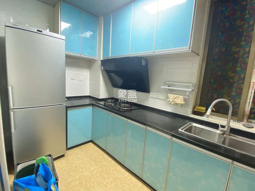 进步亚泰  2室2厅1卫    1600.0元/月 进步亚泰  2室2厅1卫    1600.0元/月室内图