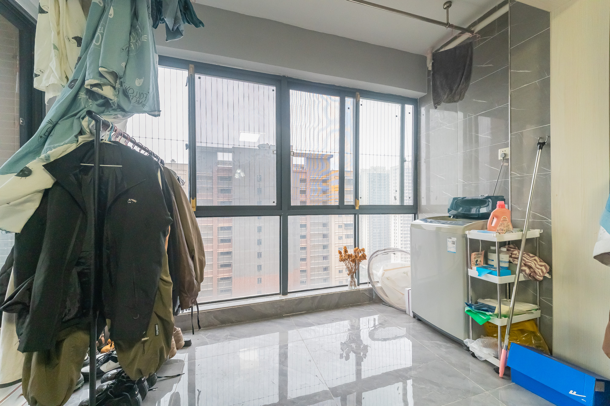 深业喜汇  3室2厅1卫   72.50万阳台