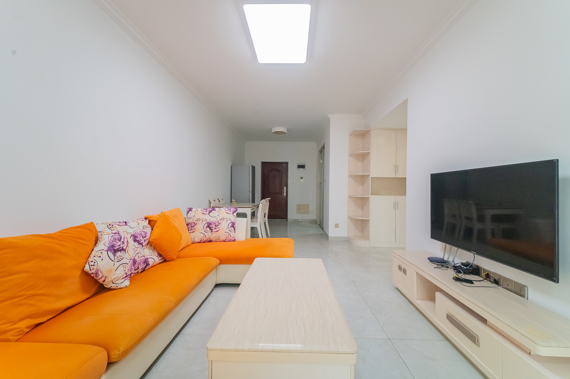 MOMA当代广场 3室2厅1卫 58.8万 MOMA当代广场 3室2厅1卫 58.8万客厅