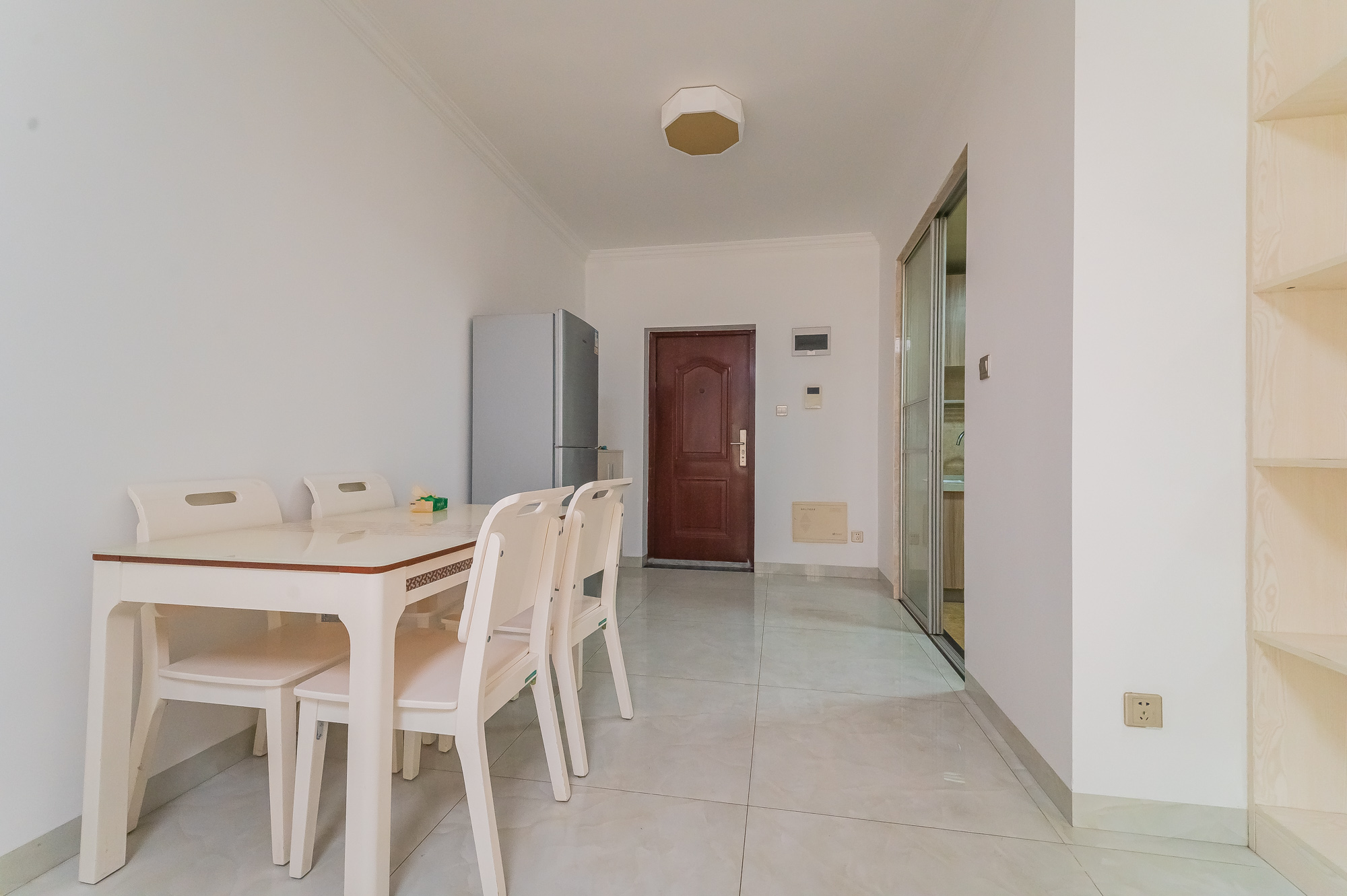 MOMA当代广场 3室2厅1卫 58.8万 MOMA当代广场 3室2厅1卫 58.8万客厅